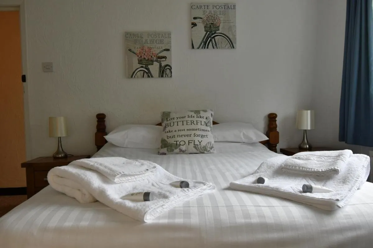 Bed in The Weary Friar Inn