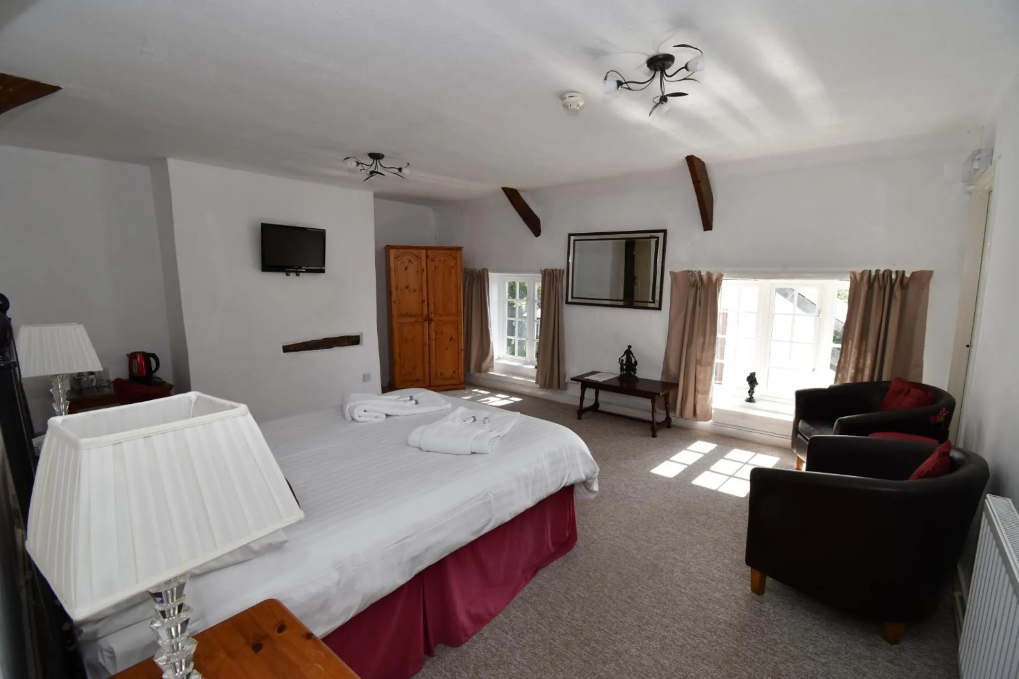 Bed in The Weary Friar Inn