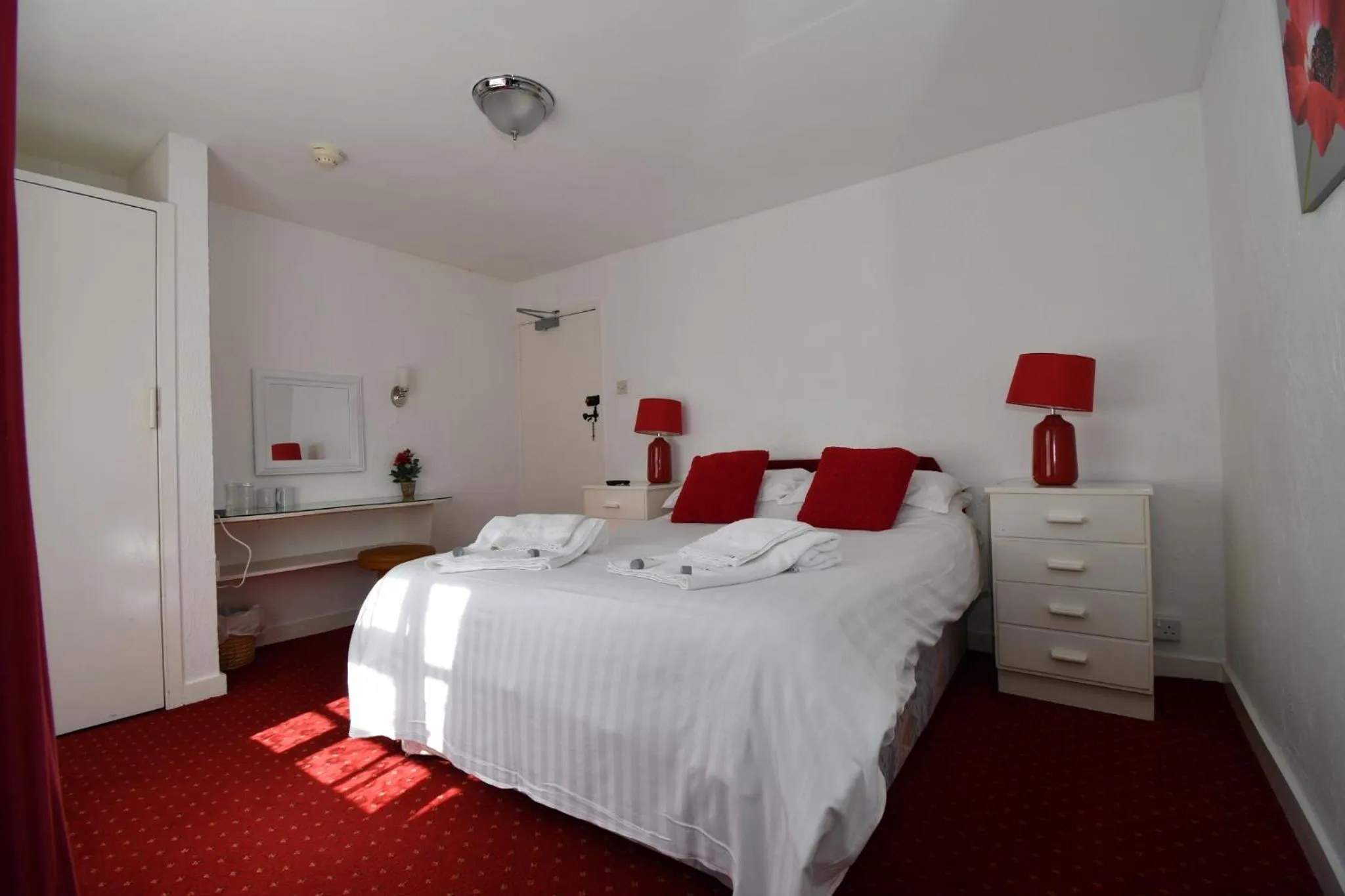 Bed in The Weary Friar Inn