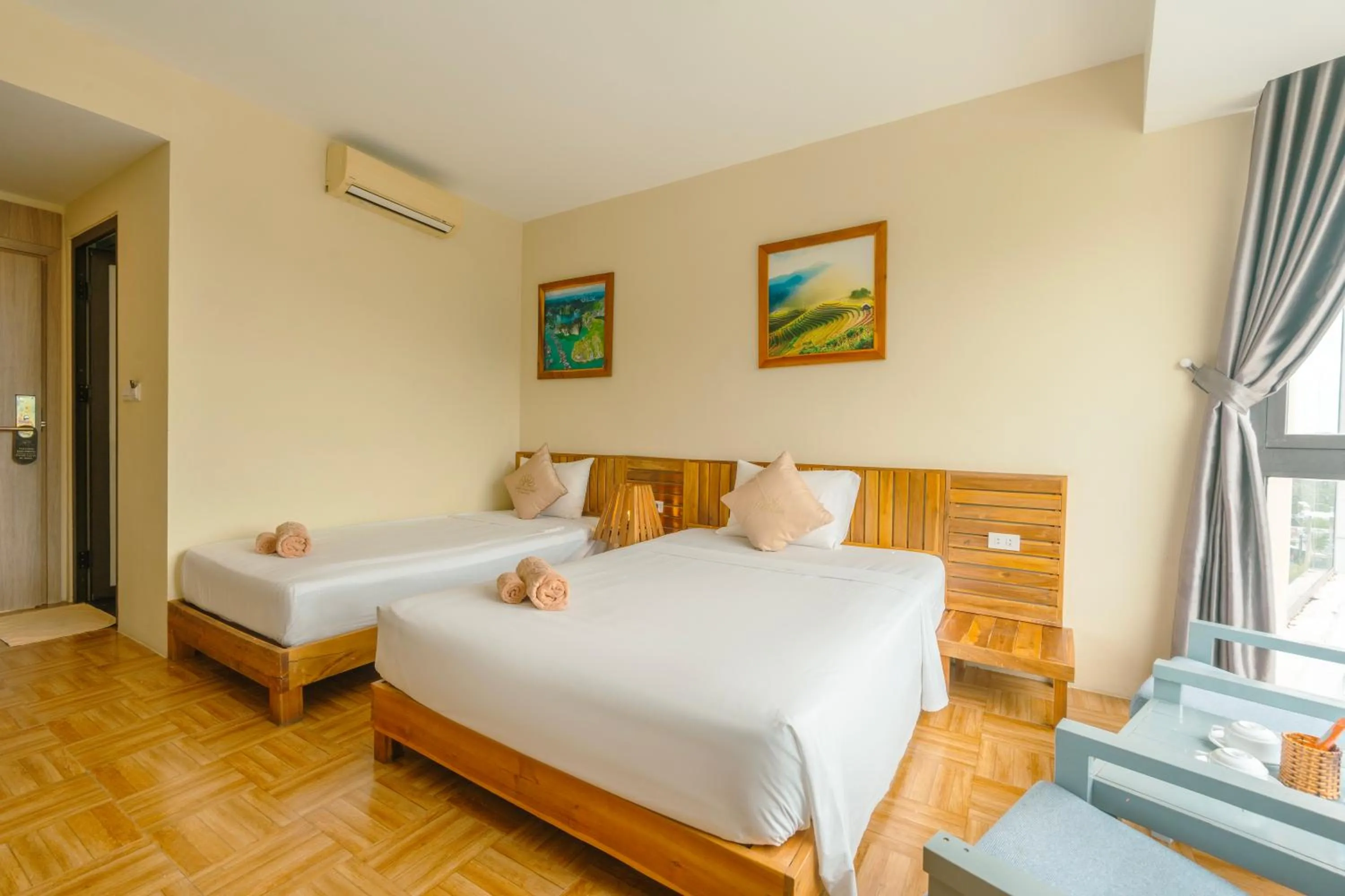 Bed in Golden Daisy Hotel Phu Quoc