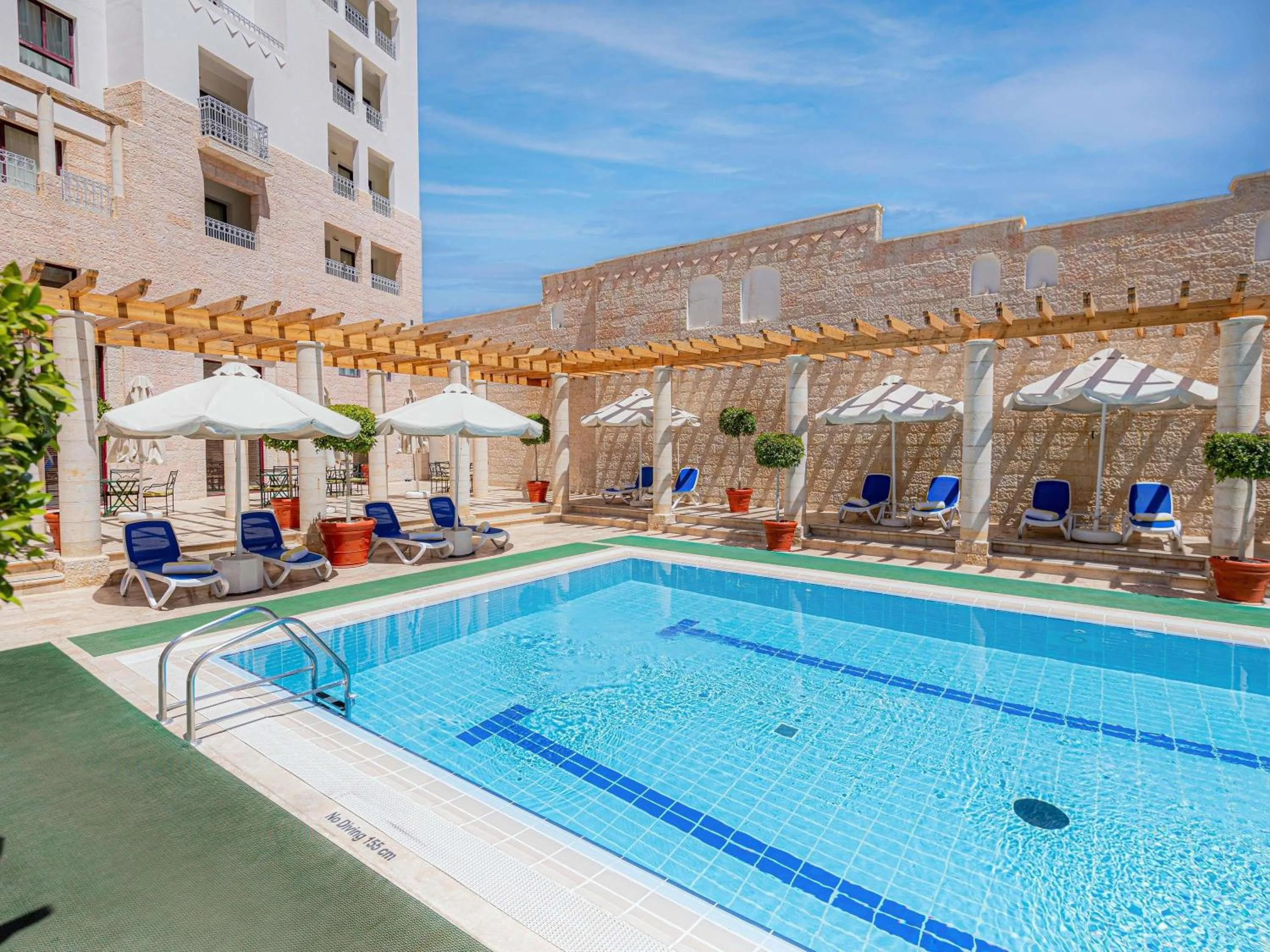 Pool view in Mövenpick Resort Petra