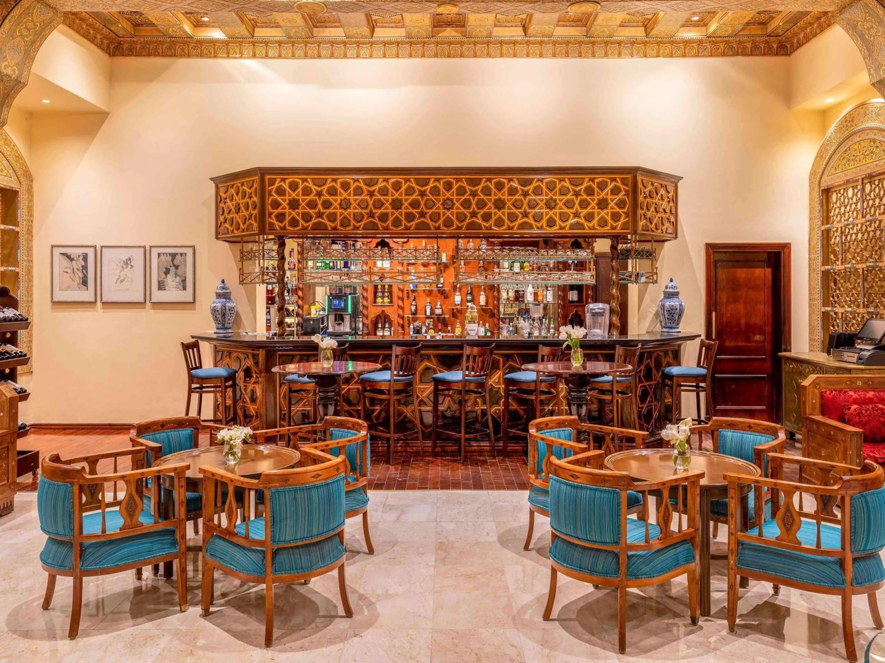 Lounge or bar in Mövenpick Resort Petra