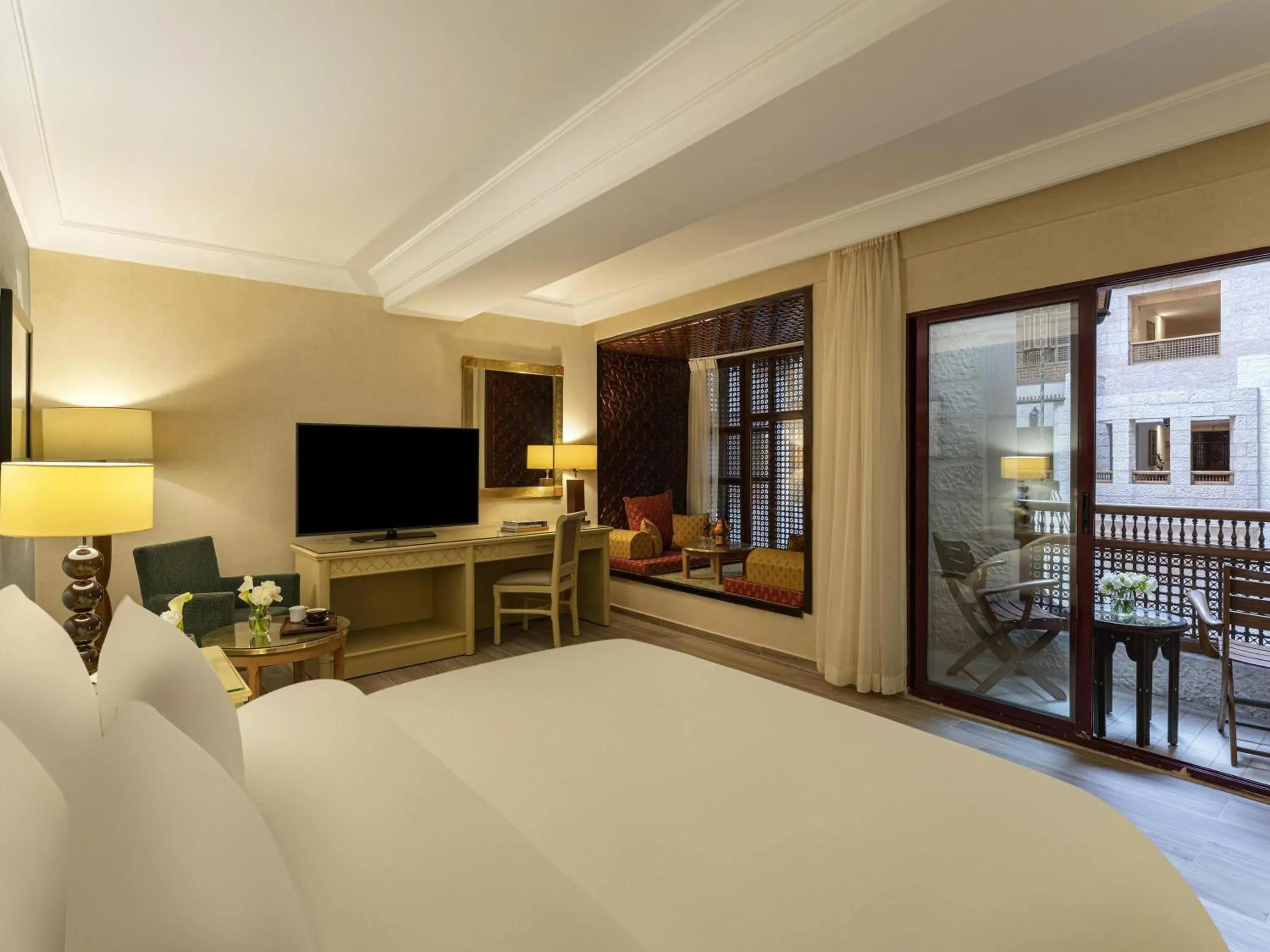 Classic King Room in Mövenpick Resort Petra Classic King Room in Mövenpick Resort Petra