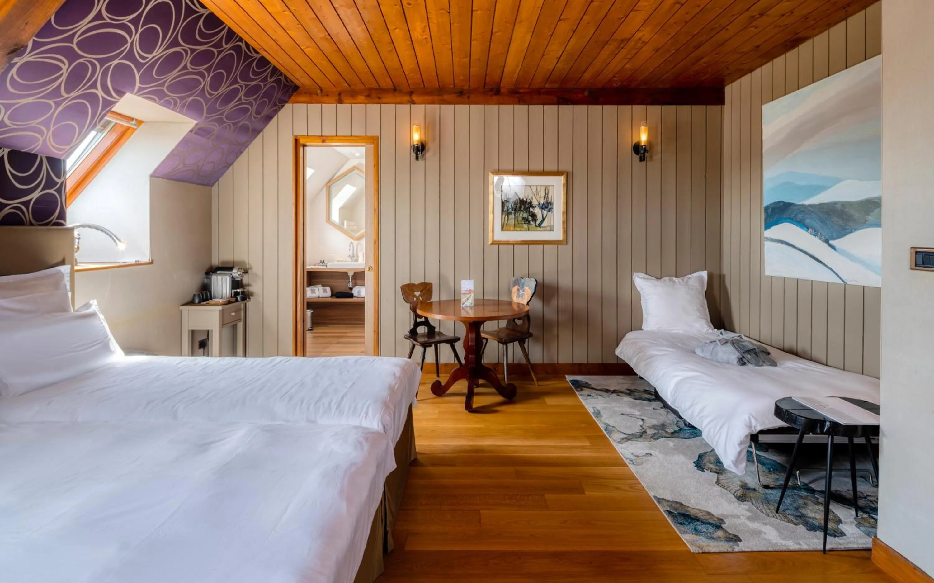 Photo of the whole room, Bed in Hotel des Berges, Restaurant Gastronomique & Spa