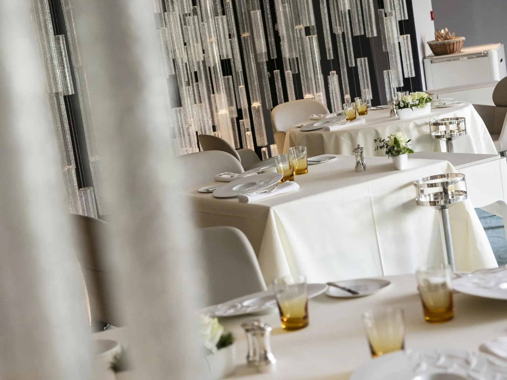 Dining area in Hotel des Berges, Restaurant Gastronomique & Spa