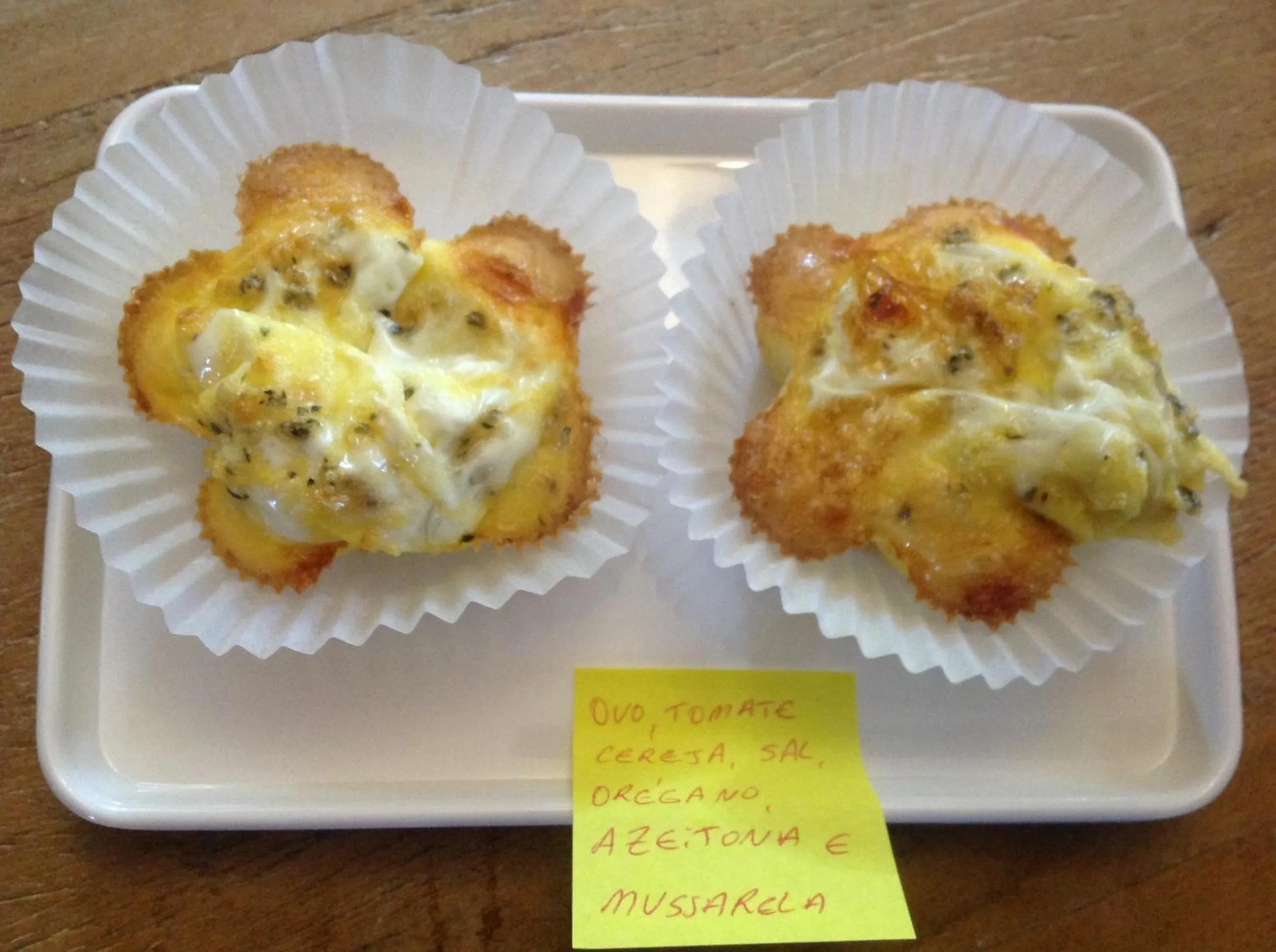Continental breakfast in Hospedagem Casadalee chalé com piscina privativa aquecida e Apartamento sem piscina