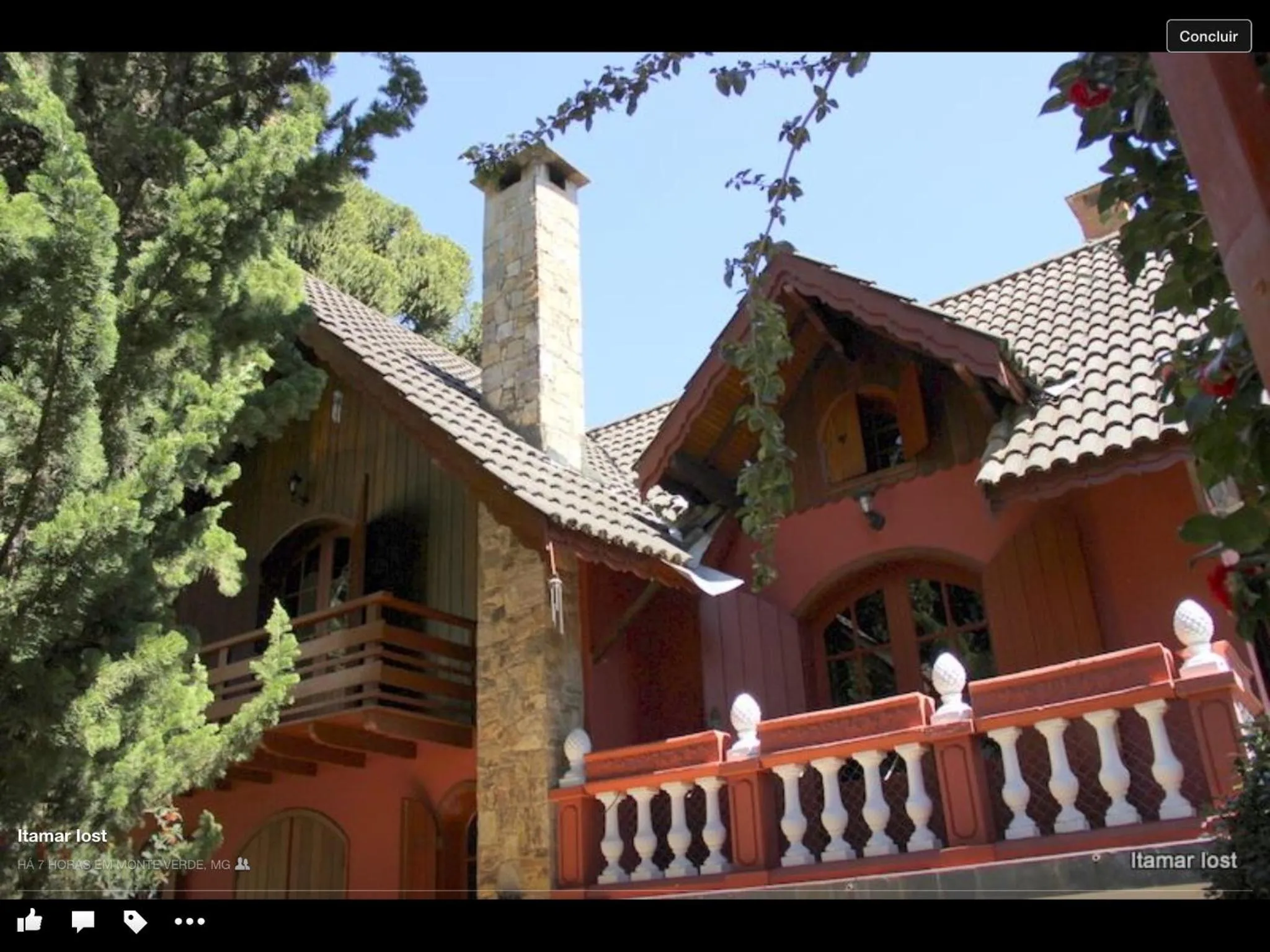 Facade/entrance in Hospedagem Casadalee chalé com piscina privativa aquecida e Apartamento sem piscina