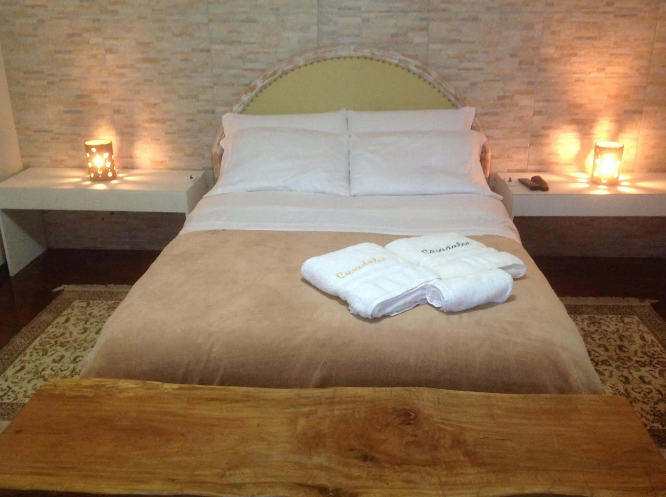 Bed in Hospedagem Casadalee chalé com piscina privativa aquecida e Apartamento sem piscina