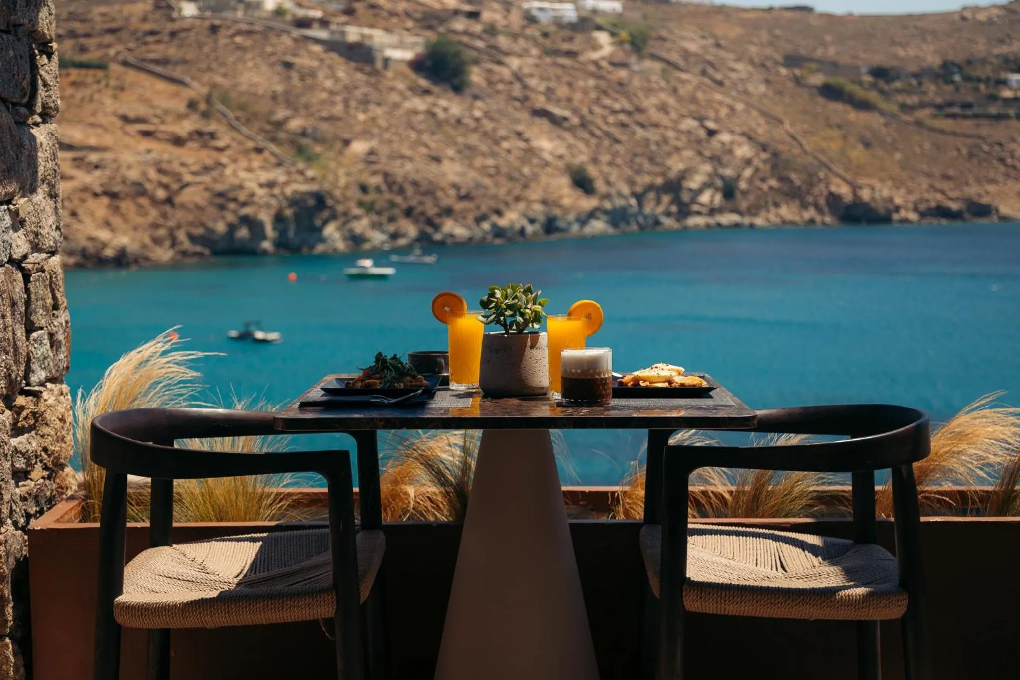 Restaurant/places to eat in Nimbus My Aktis