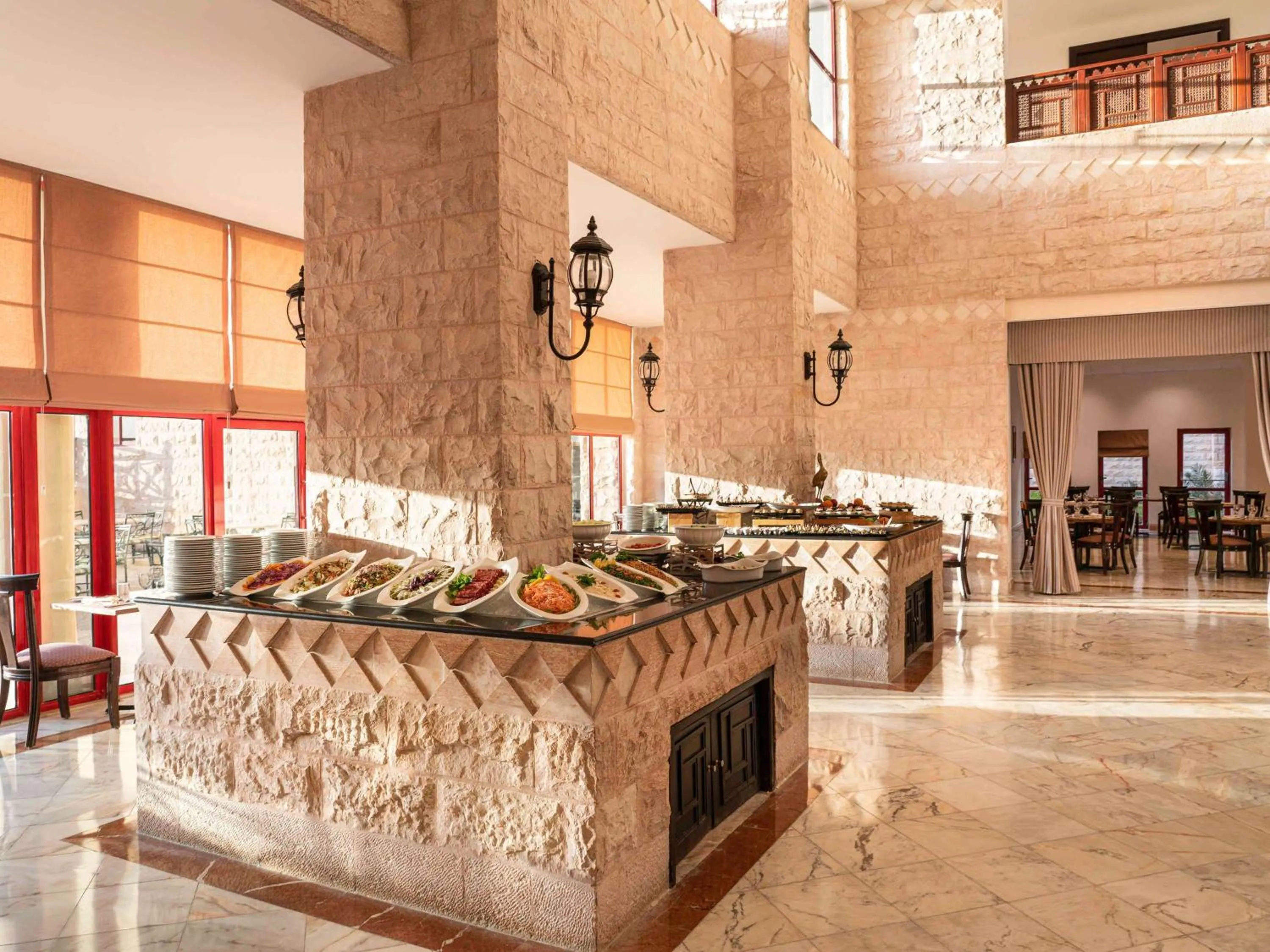 Restaurant/places to eat in Mövenpick Nabatean Castle Hotel