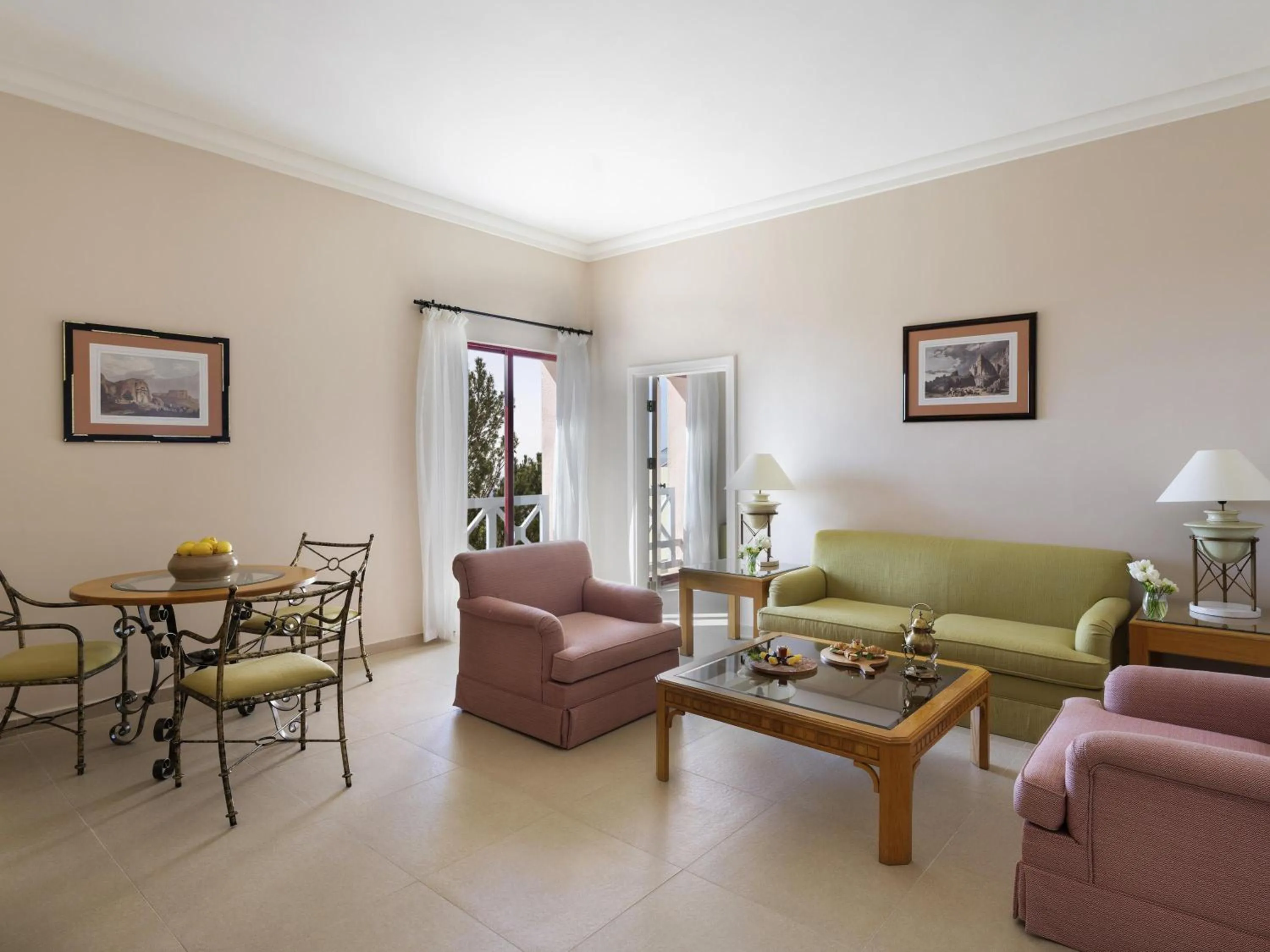 Bedroom in Grand Mercure Petra