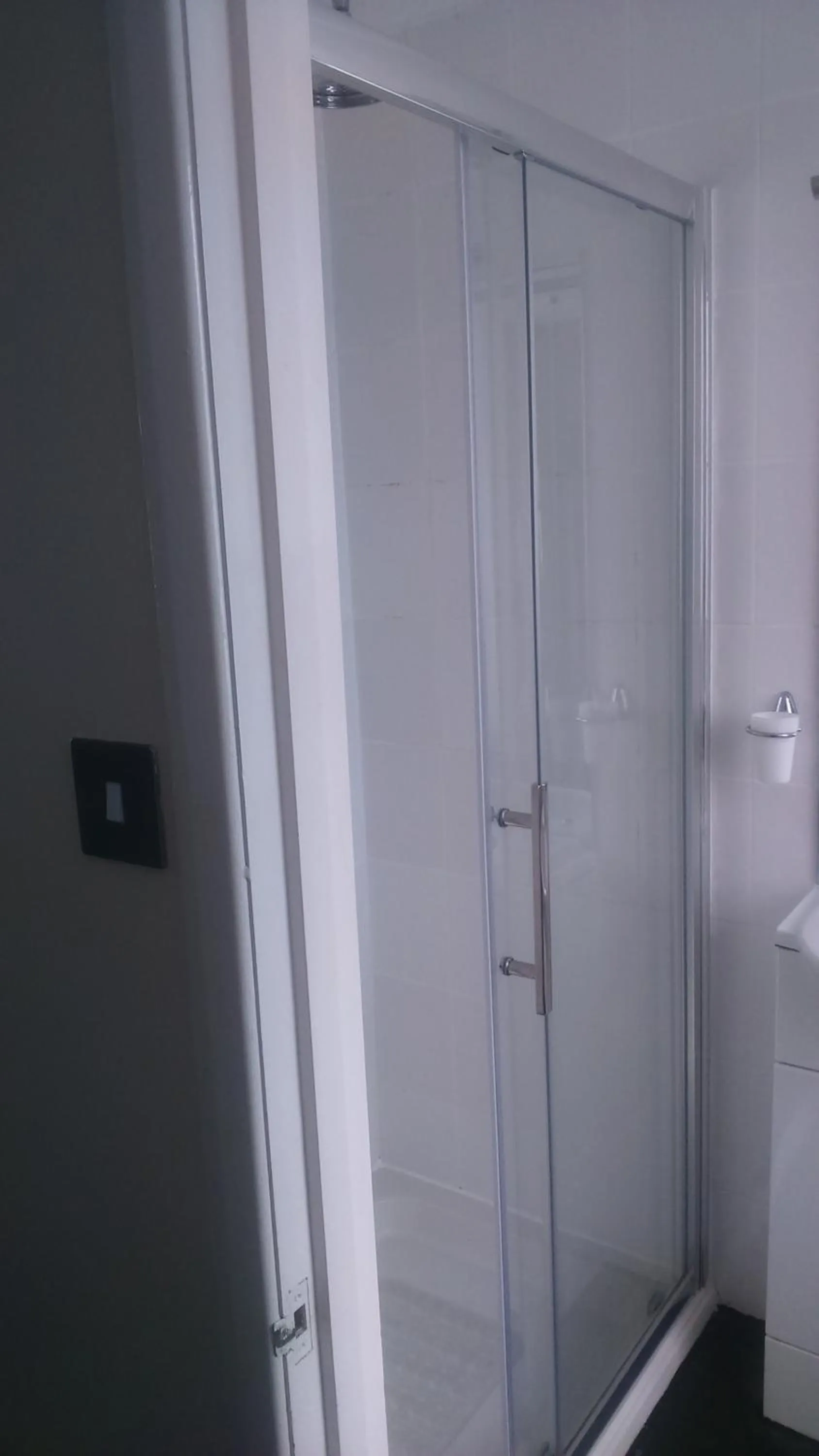 Shower in Smugglers Rest