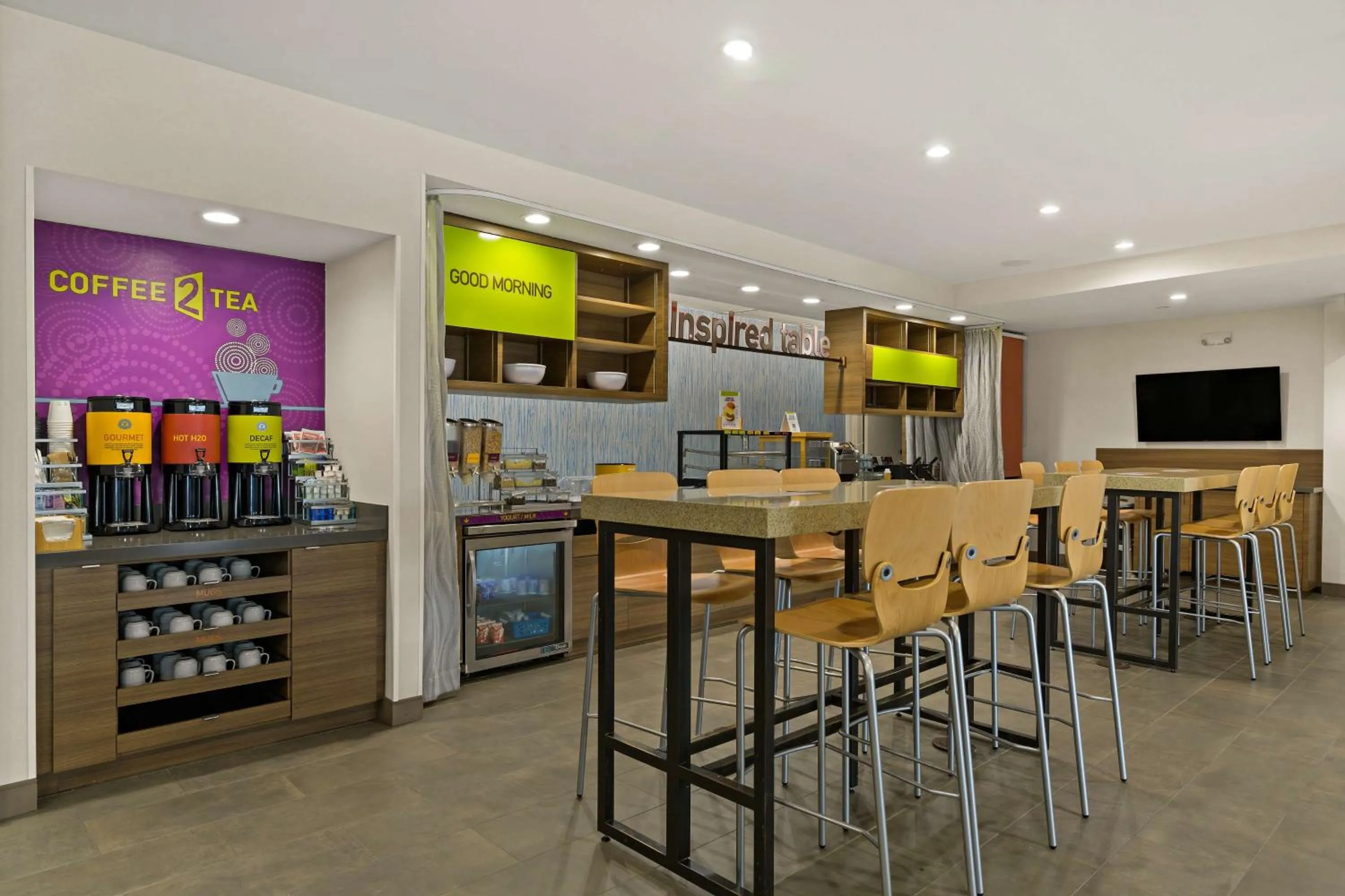 Breakfast in Home2 Suites By Hilton Baytown