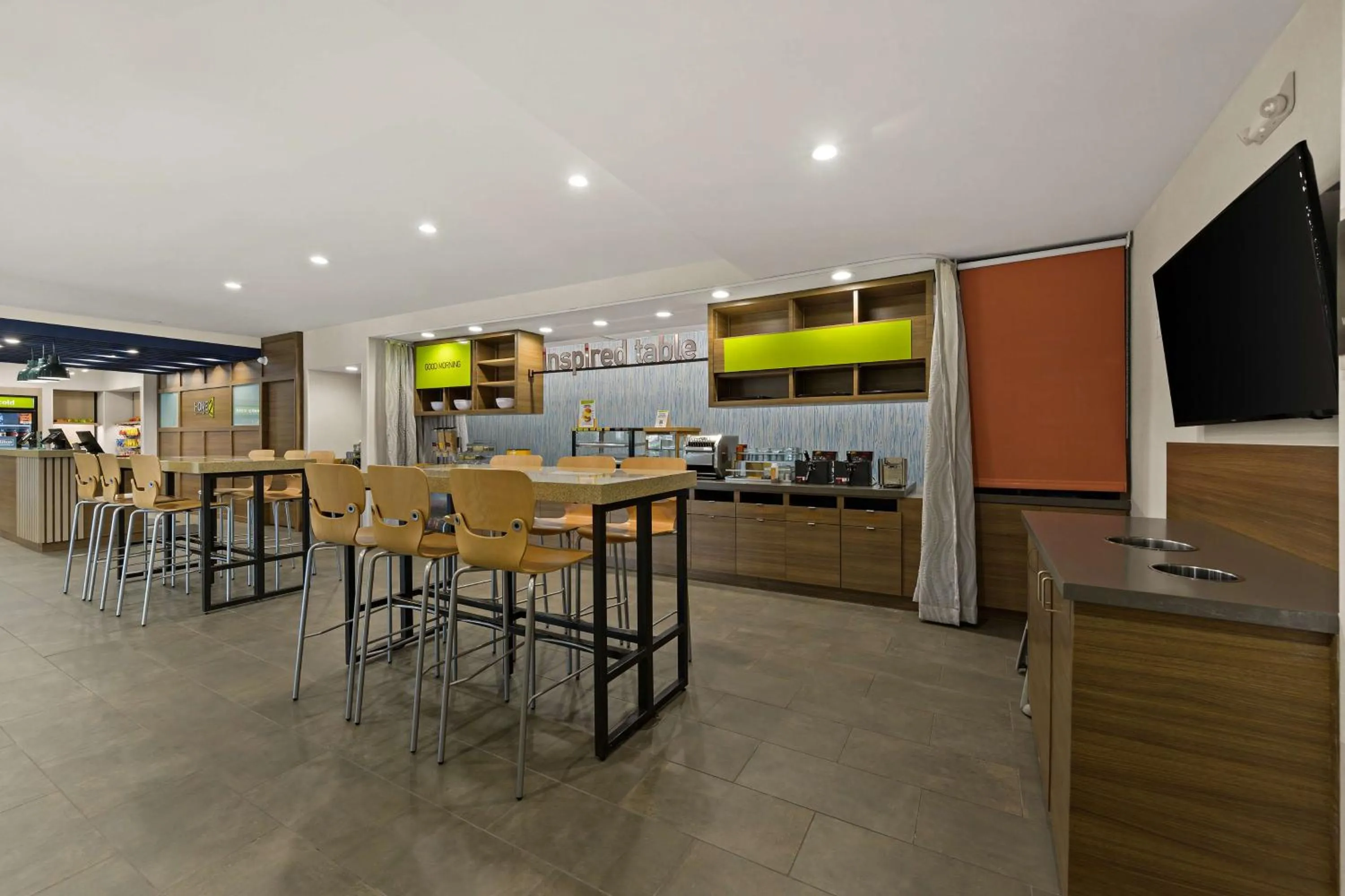 Breakfast in Home2 Suites By Hilton Baytown