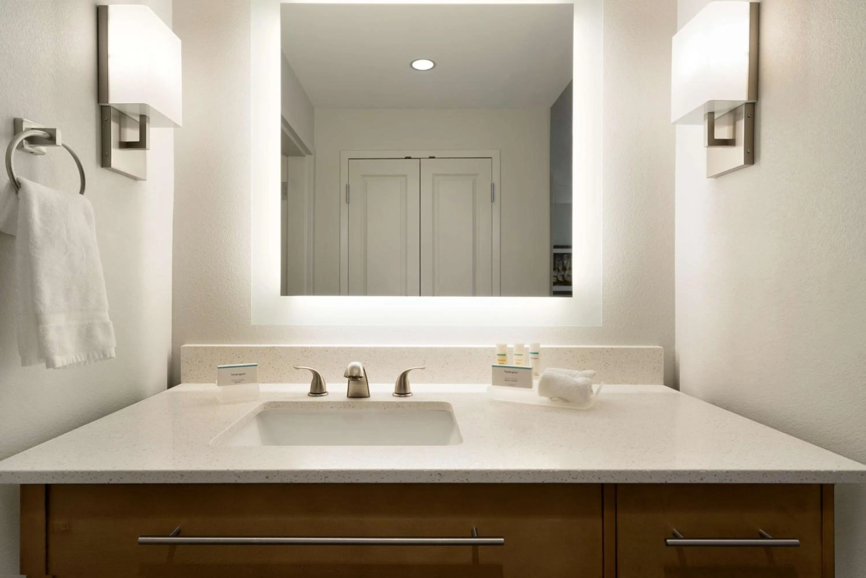 Bathroom in Homewood Suites By Hilton Memphis - Southaven