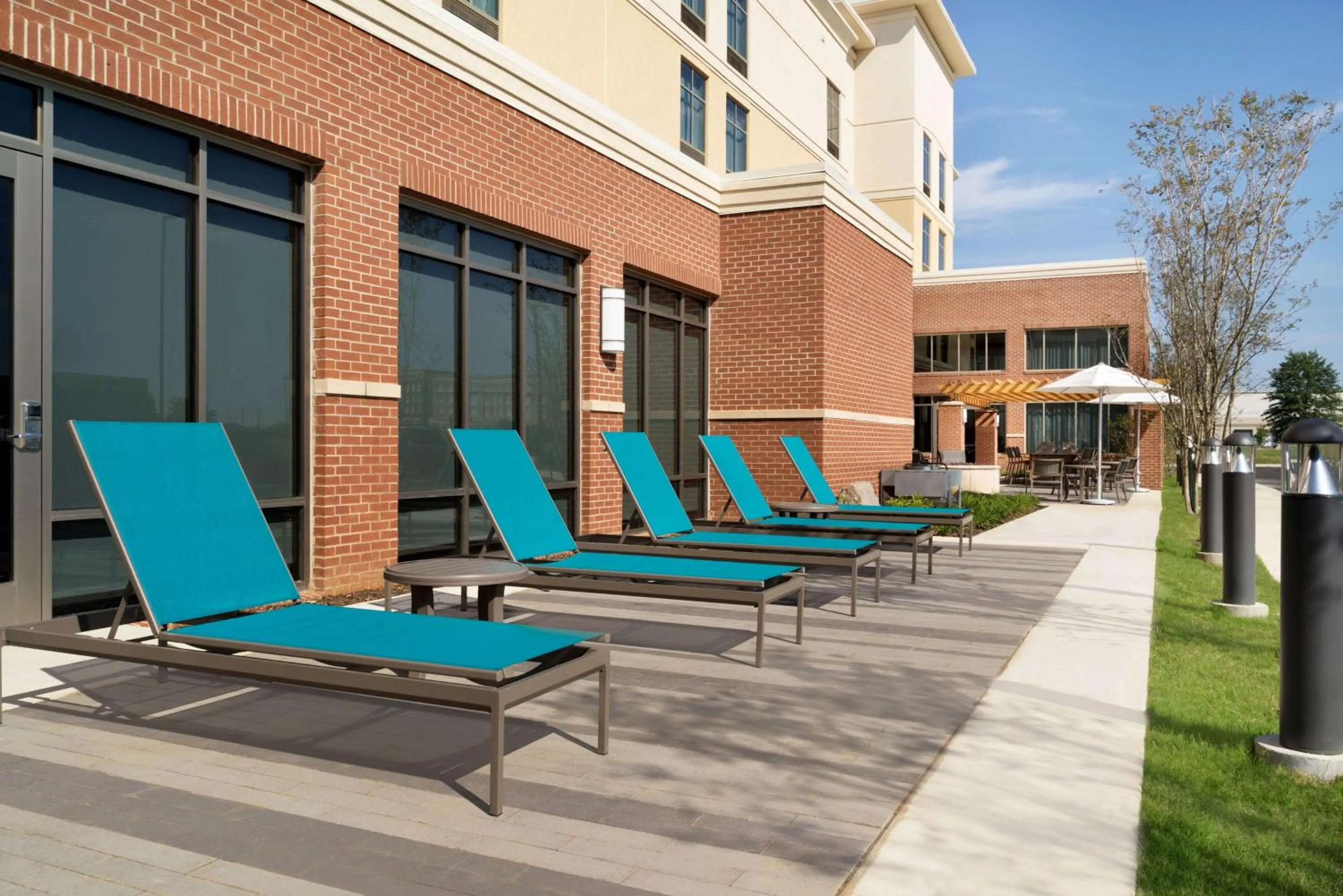Patio in Homewood Suites By Hilton Memphis - Southaven