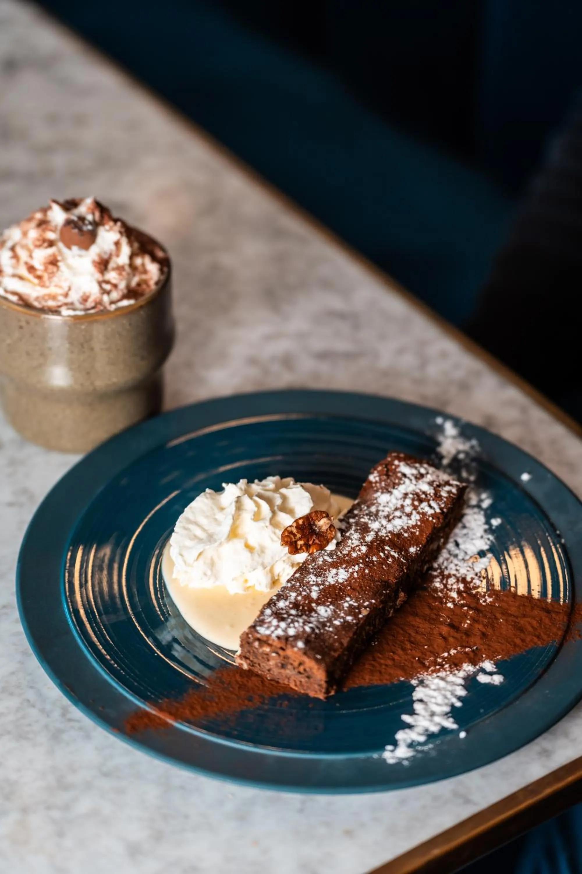 Restaurant/places to eat in Fahrenheit Seven Courchevel