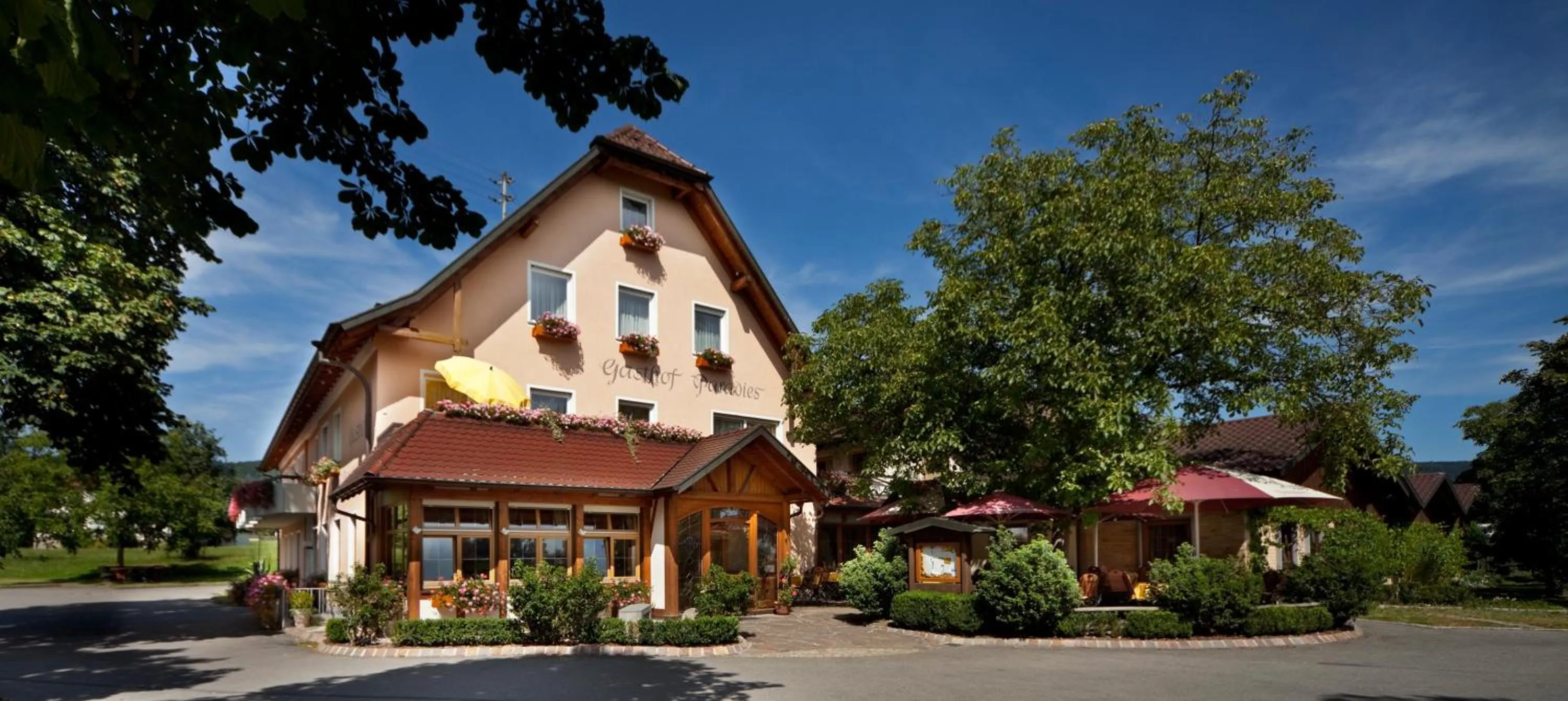 Property building in Landgasthof Paradies