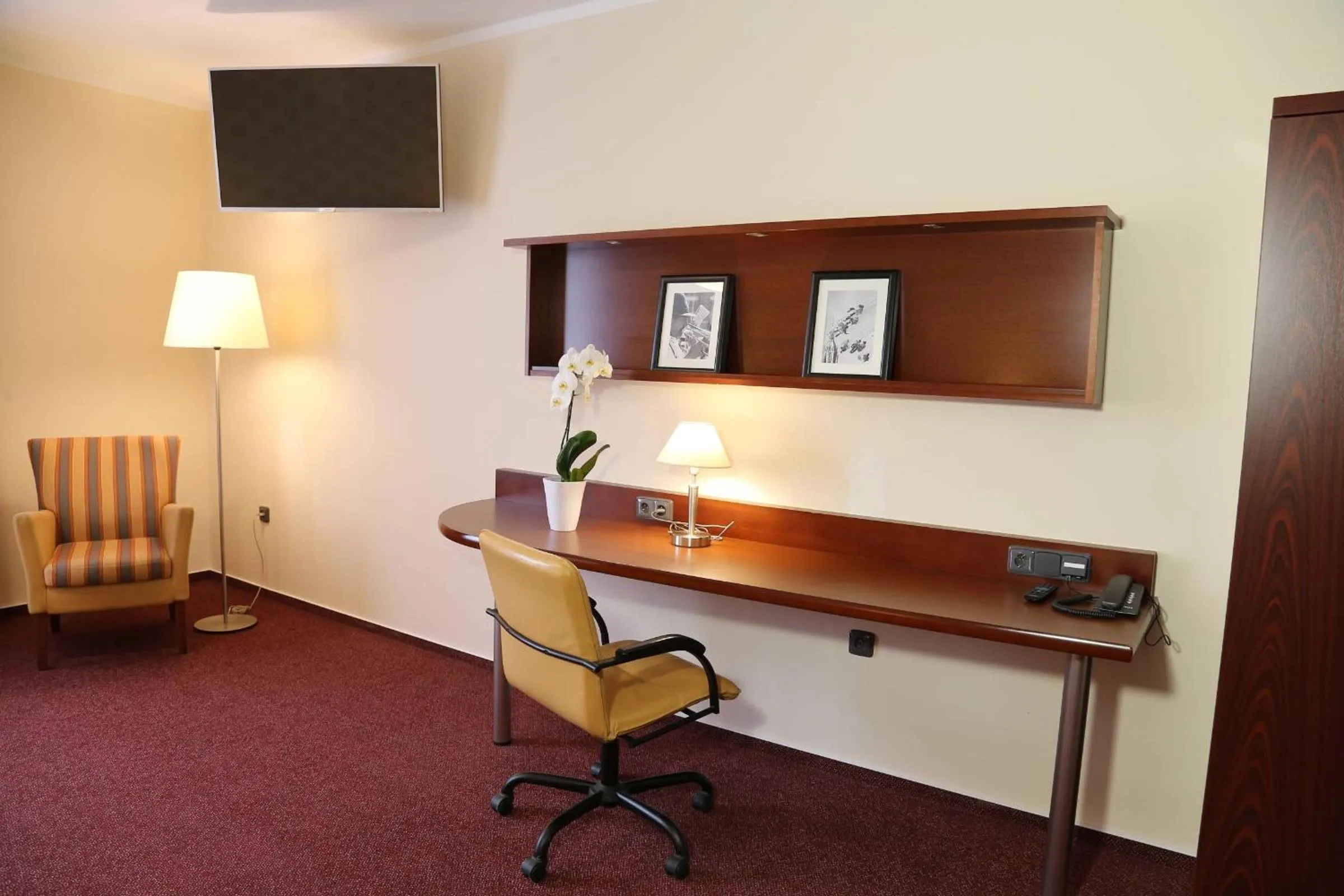 Seating area in Villa Grohmann