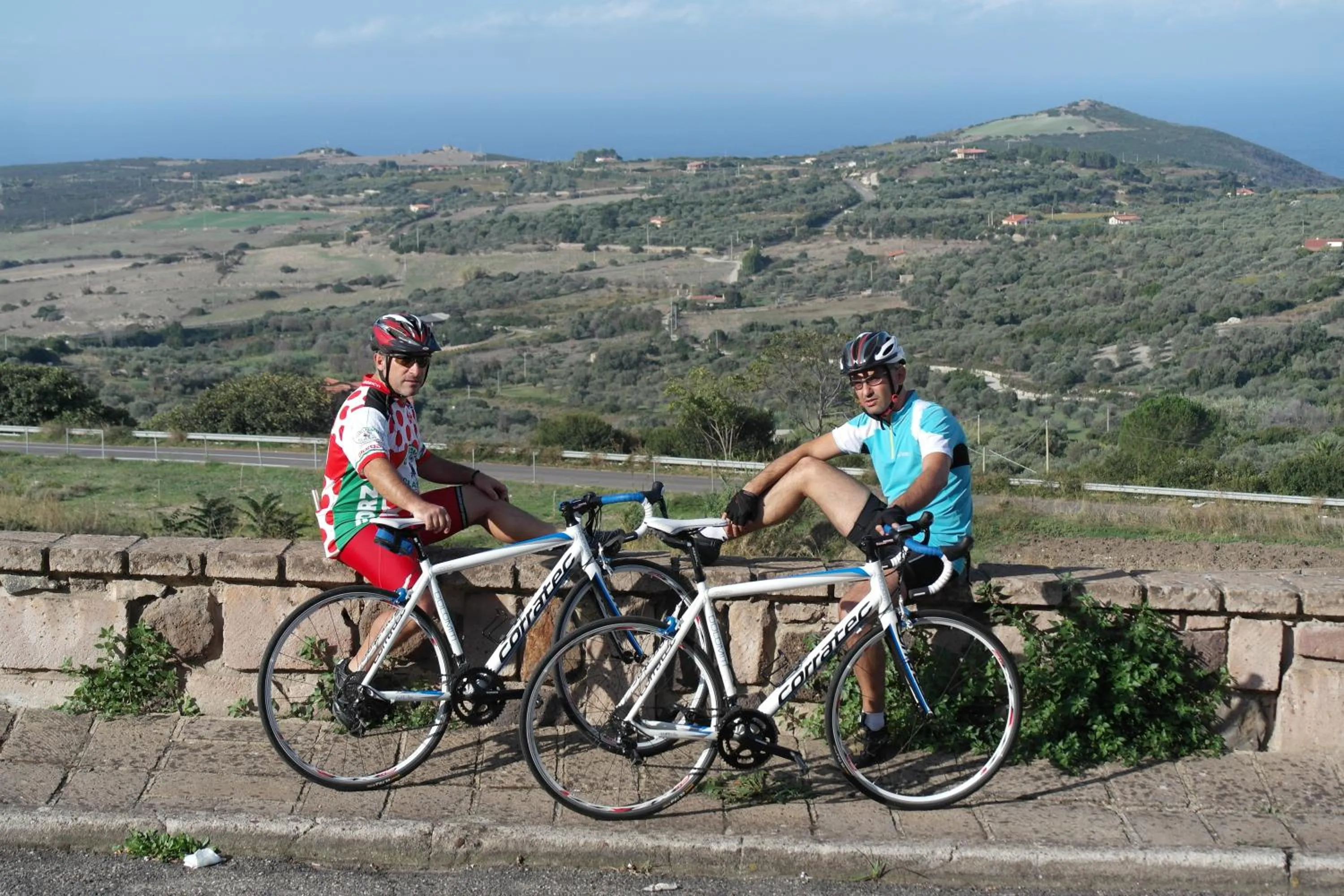 Cycling in Hotel Villa Gli Asfodeli