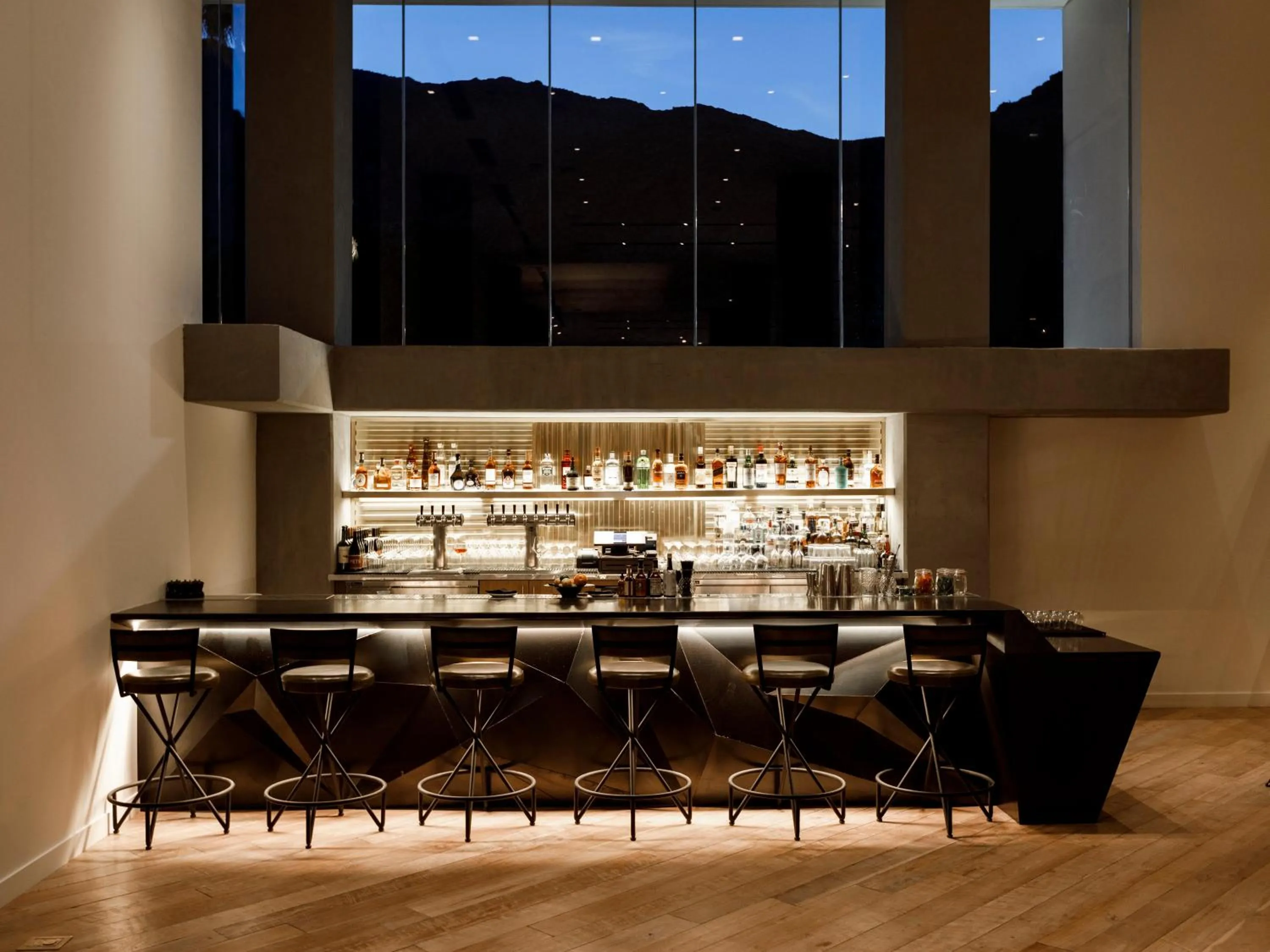 Restaurant/places to eat in Kimpton Rowan Palm Springs Hotel by IHG
