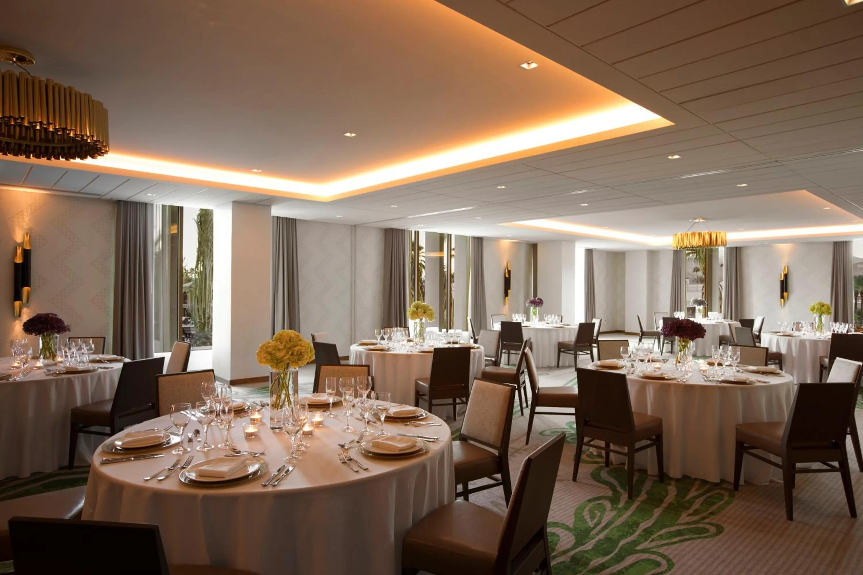 Meeting/conference room in Kimpton Rowan Palm Springs Hotel by IHG