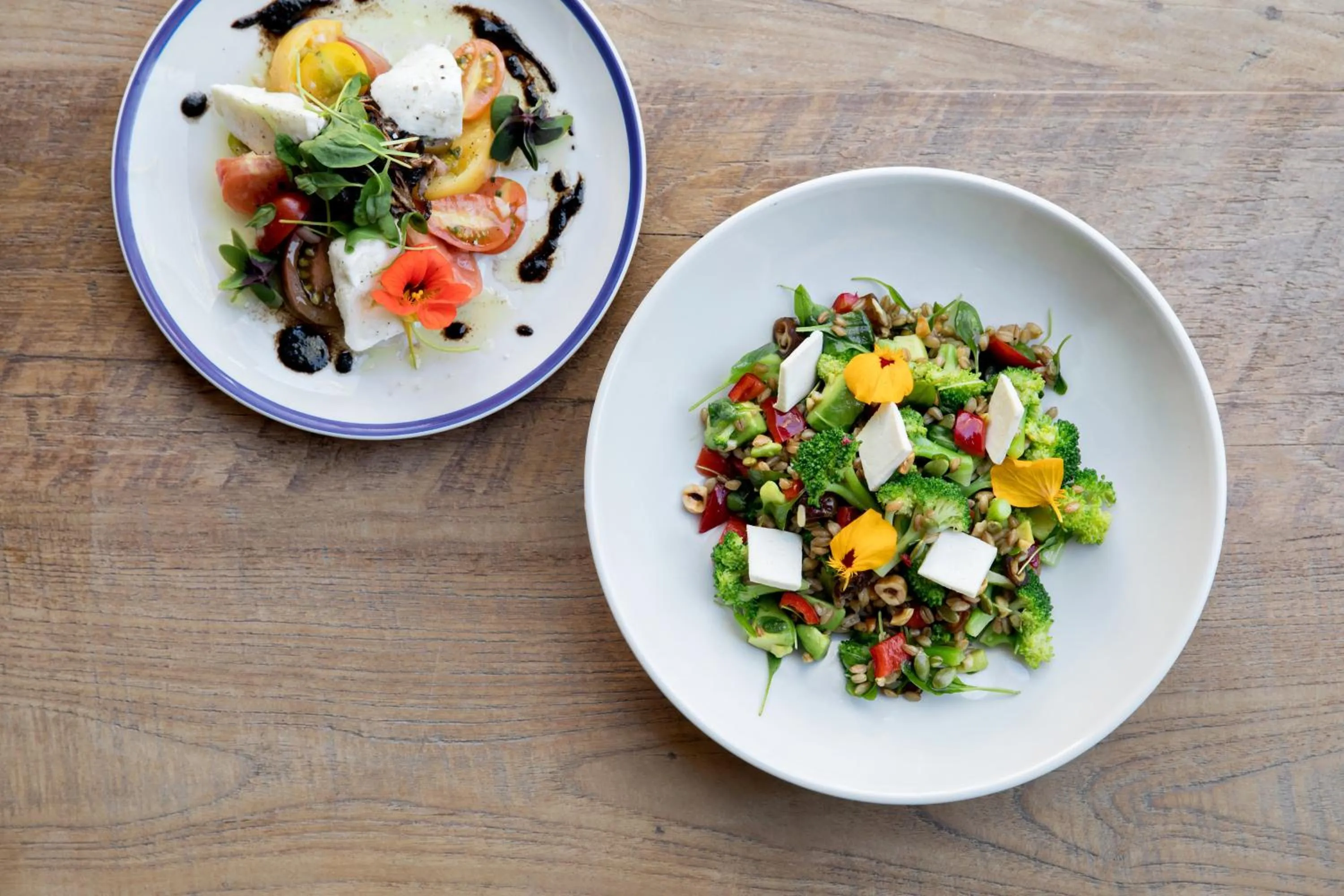 Restaurant/places to eat in Kimpton Rowan Palm Springs Hotel by IHG