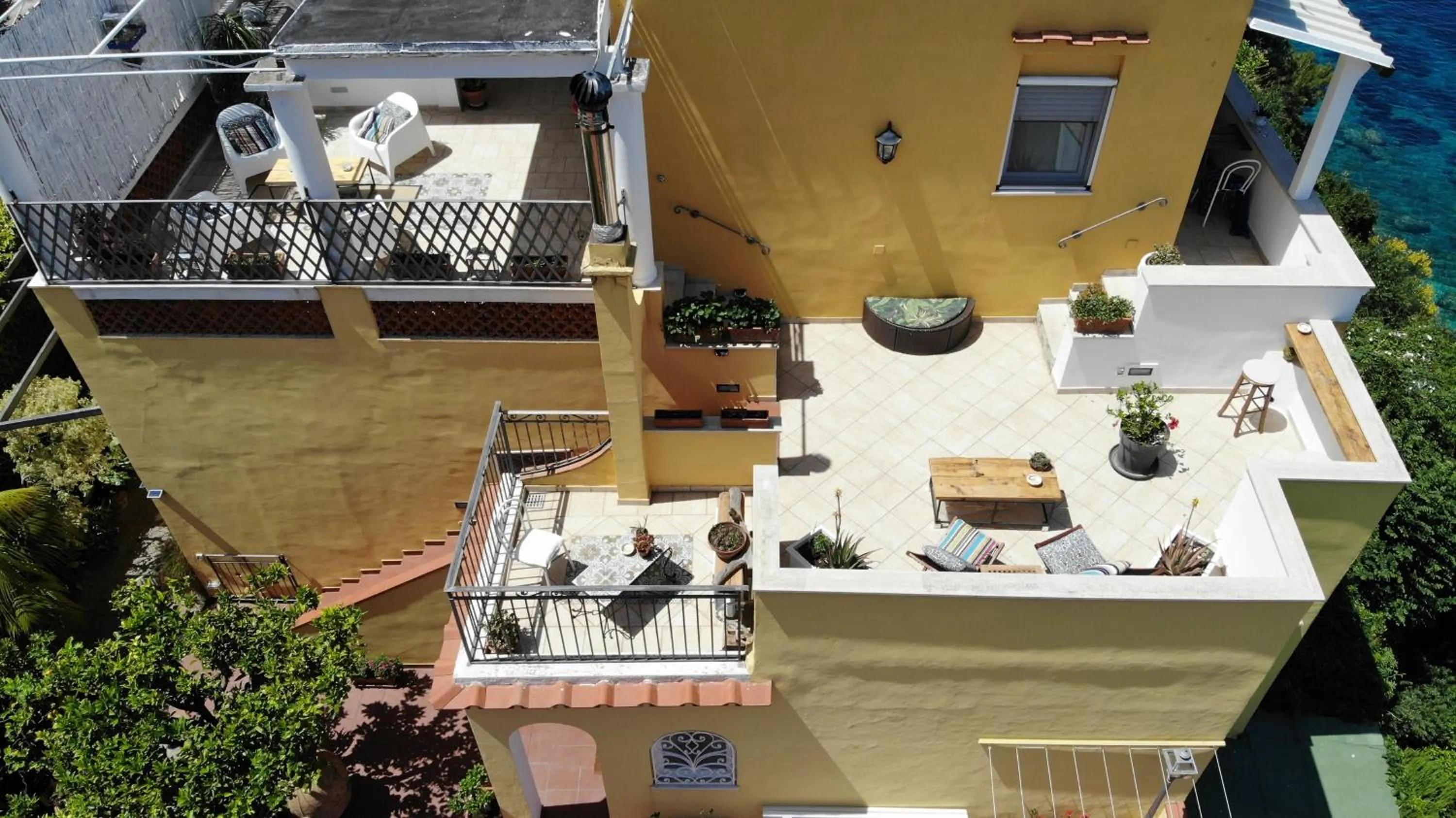 Property building in B&B Punta Vivara