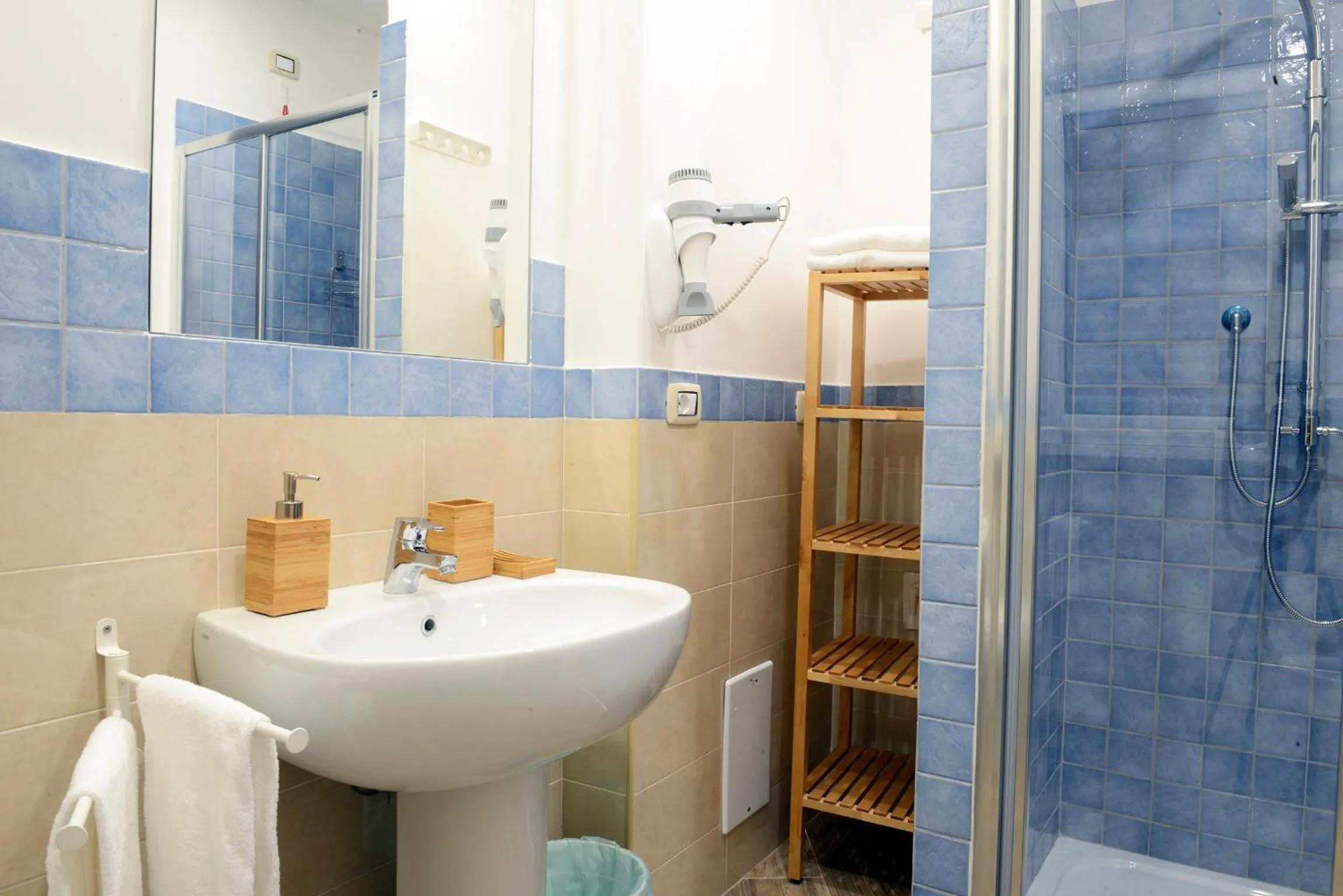 Bathroom in Fronte Del Porto