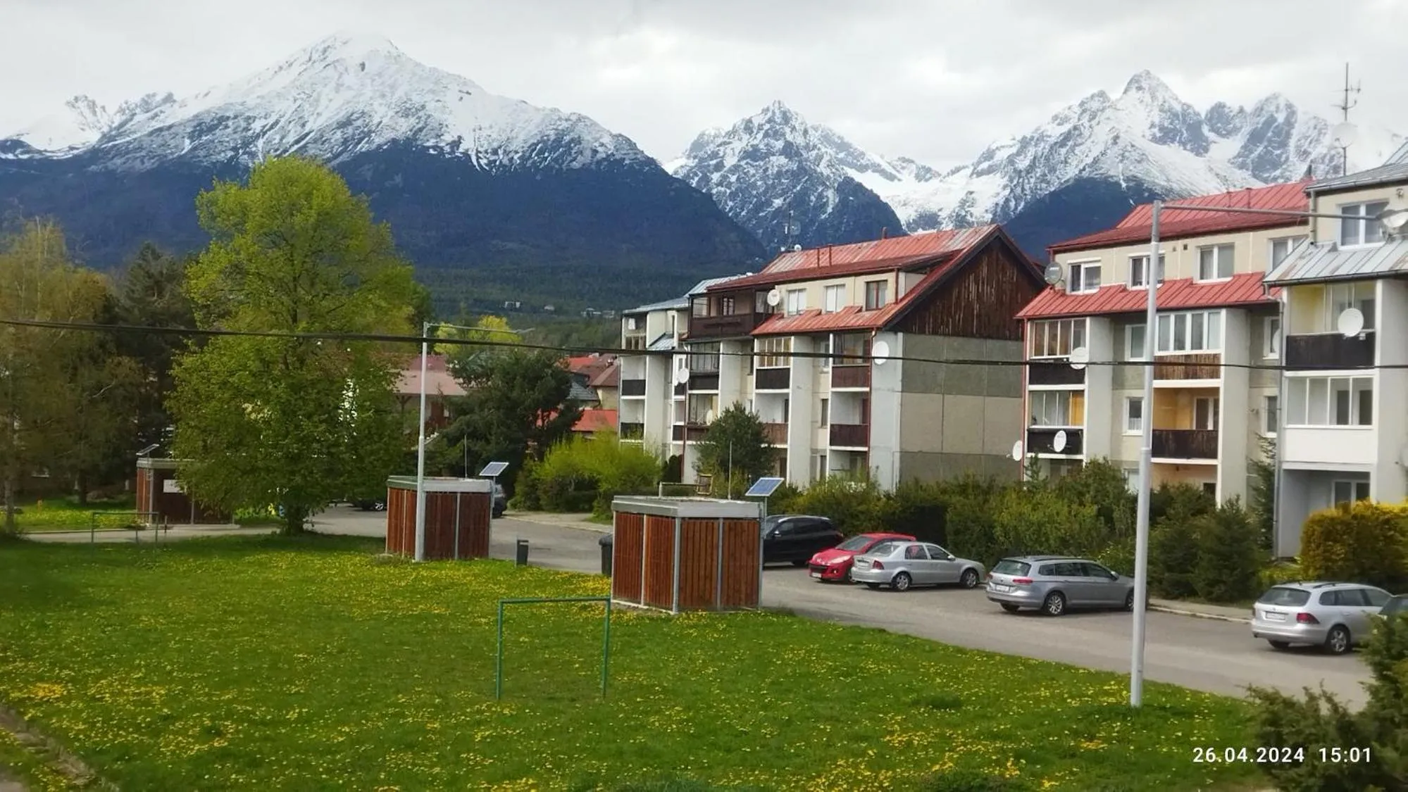 Mountain view in Lucky Cat