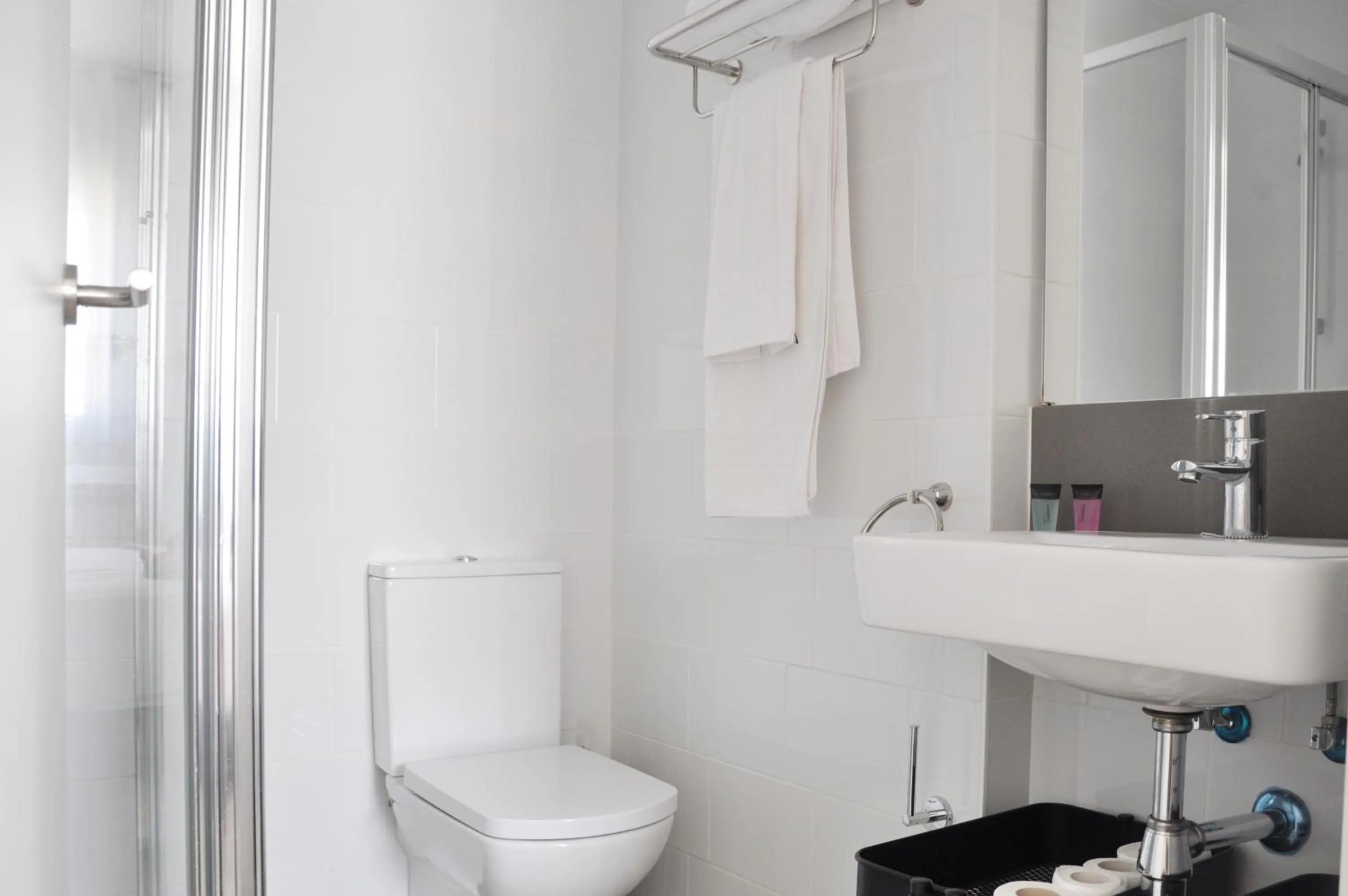 Toilet in Residencia Universitaria Resa Tarragona Mediterrani