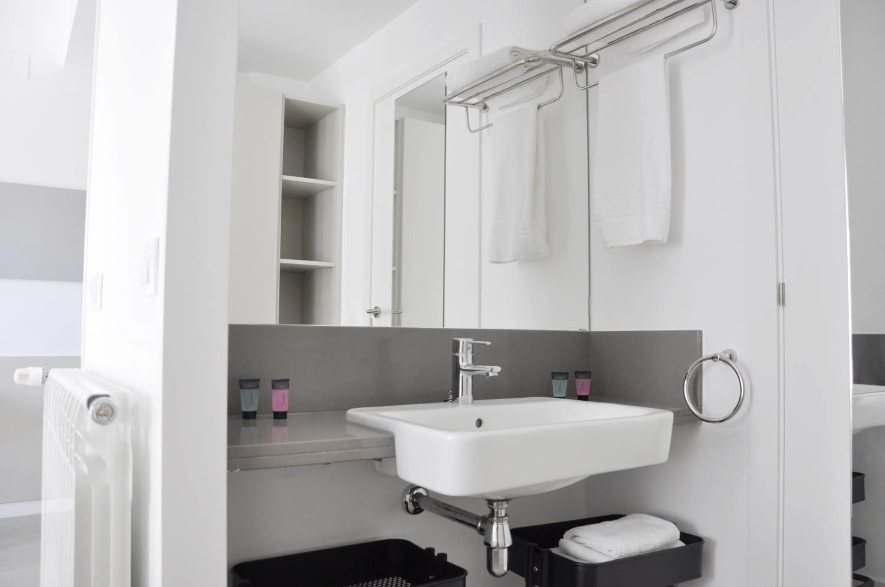 Shower in Residencia Universitaria Resa Tarragona Mediterrani