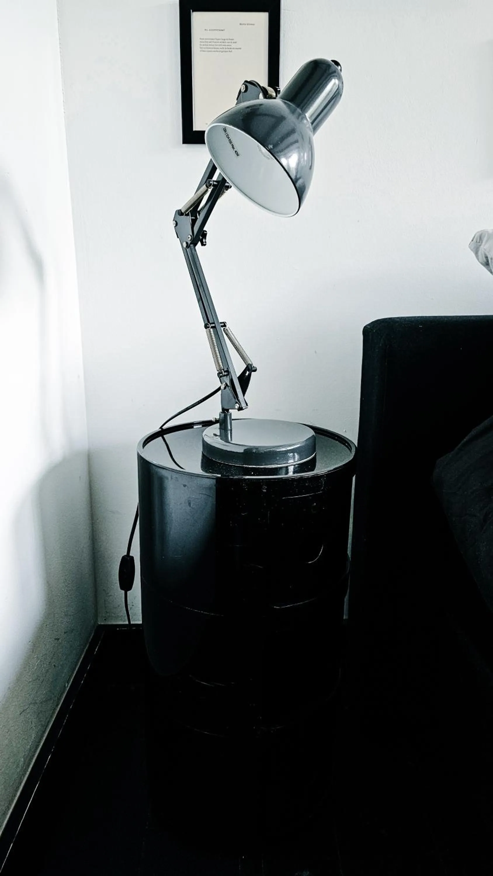 Decorative detail in JoyJoyJoy the Black Beauty ecolicious studio in a canal house with French balcony with view on the canals