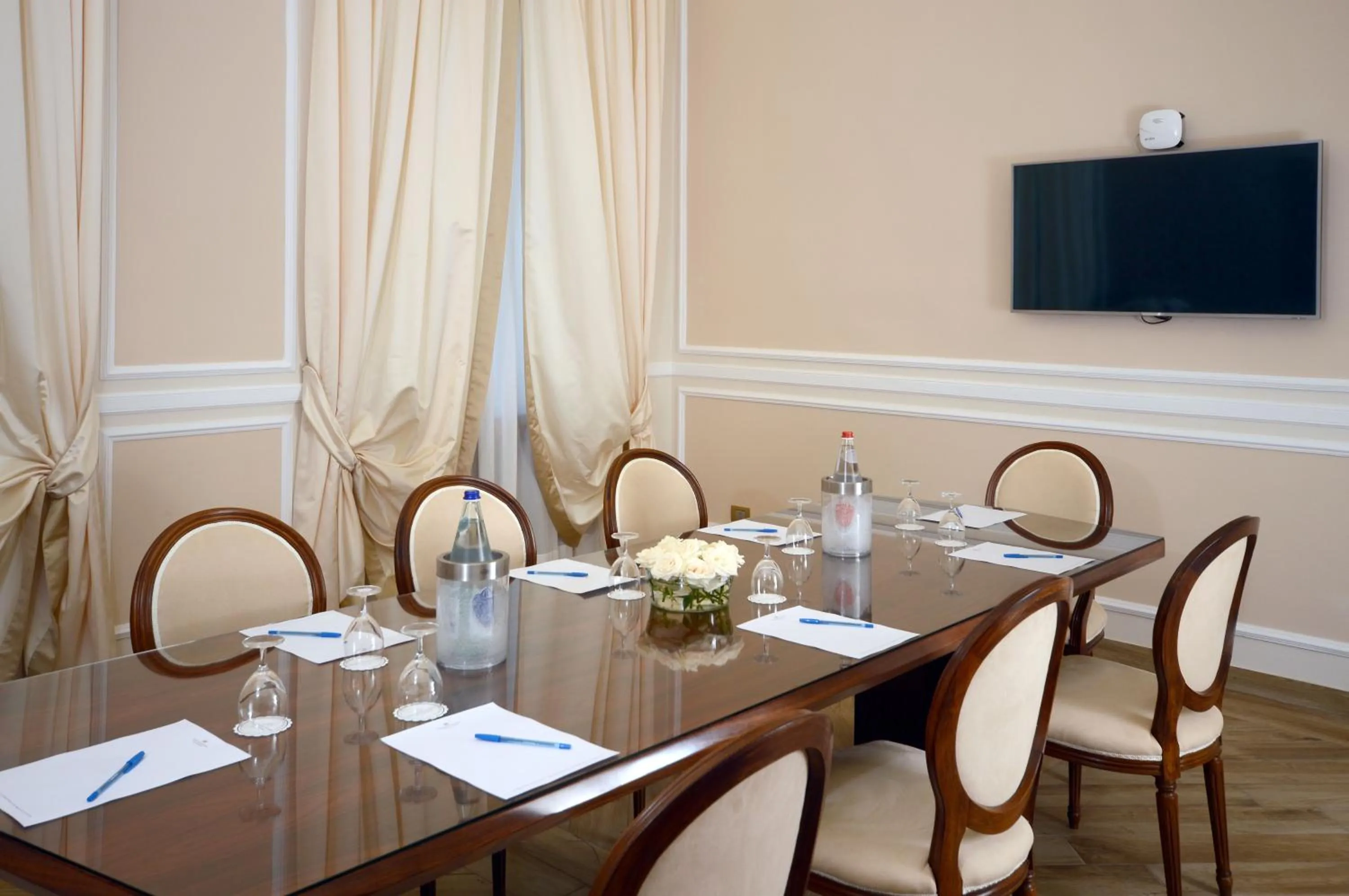 Meeting/conference room in Grand Hotel Vittoria