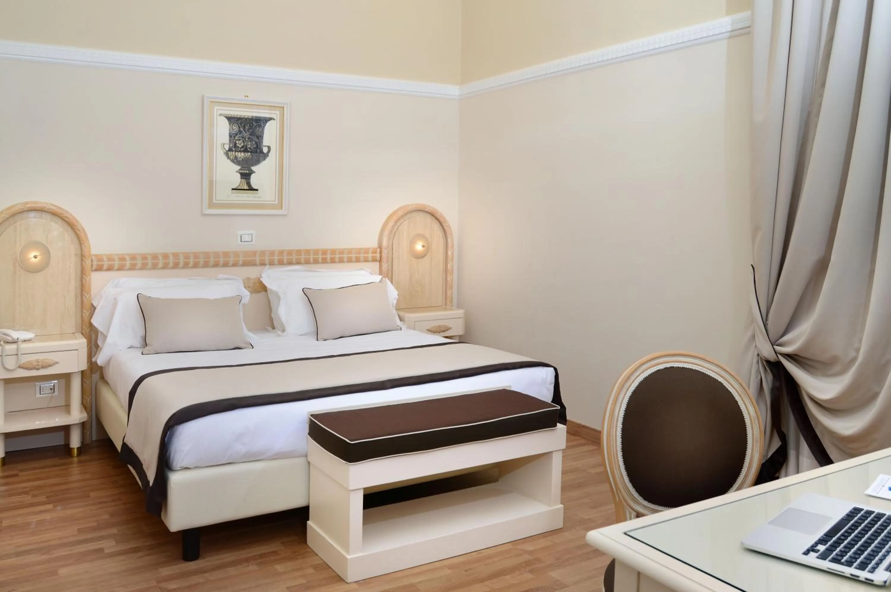 Photo of the whole room in Grand Hotel Vittoria