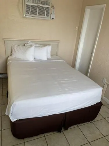 Bed in Rus Mar Motel Wildwood Beach & Boardwalk