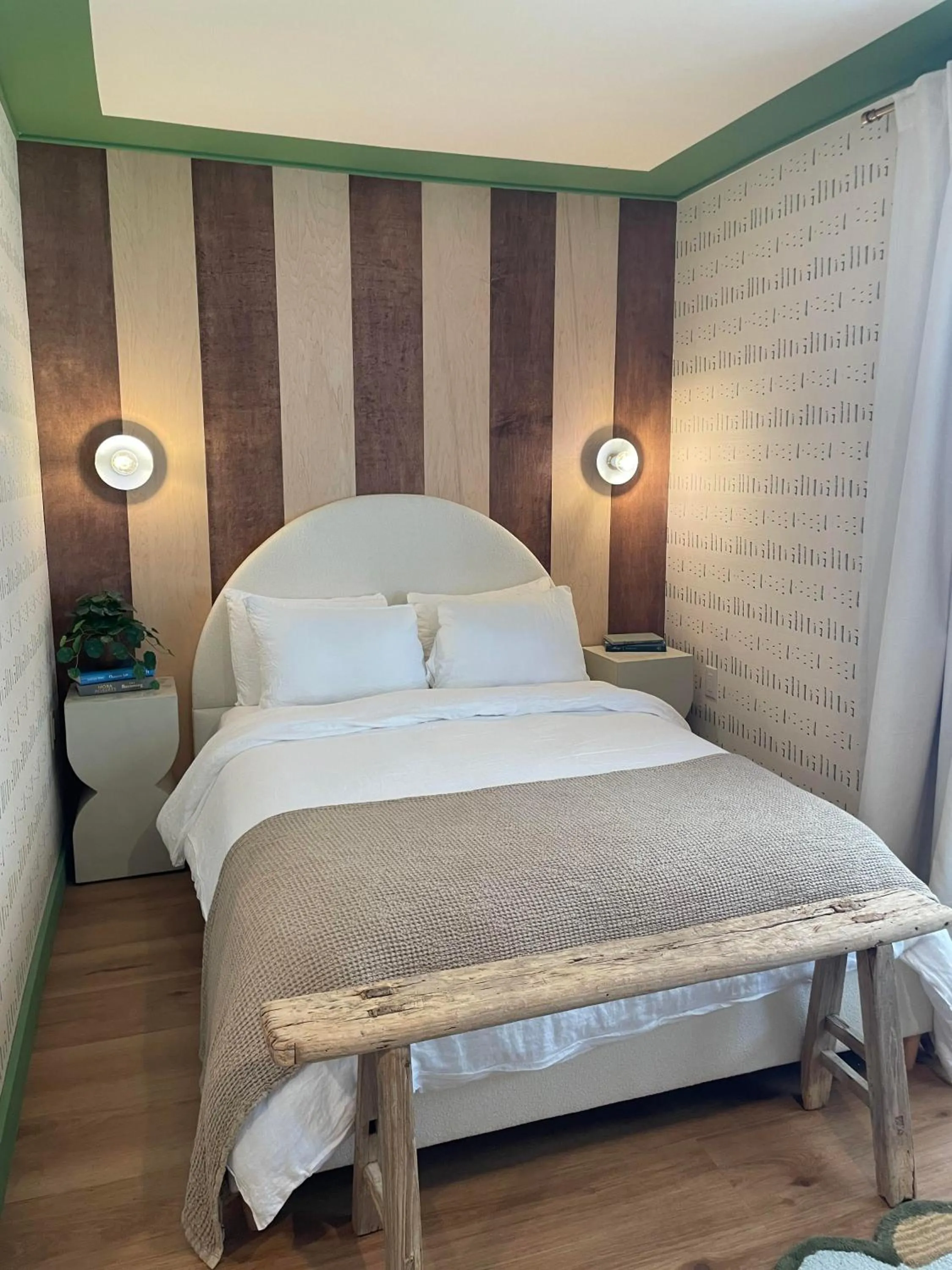 Bedroom, Bed in The Beacon