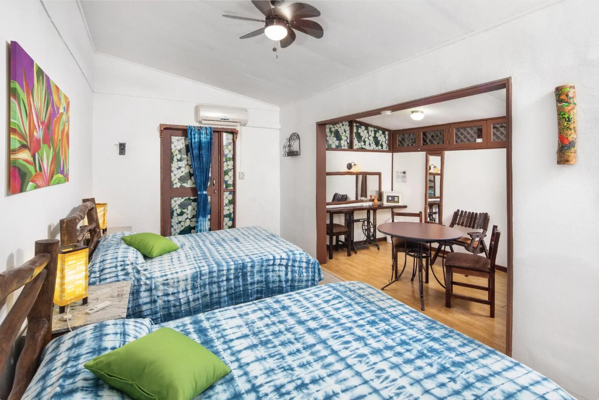 Photo of the whole room, Bed in La Quinta Sarapiqui Lodge