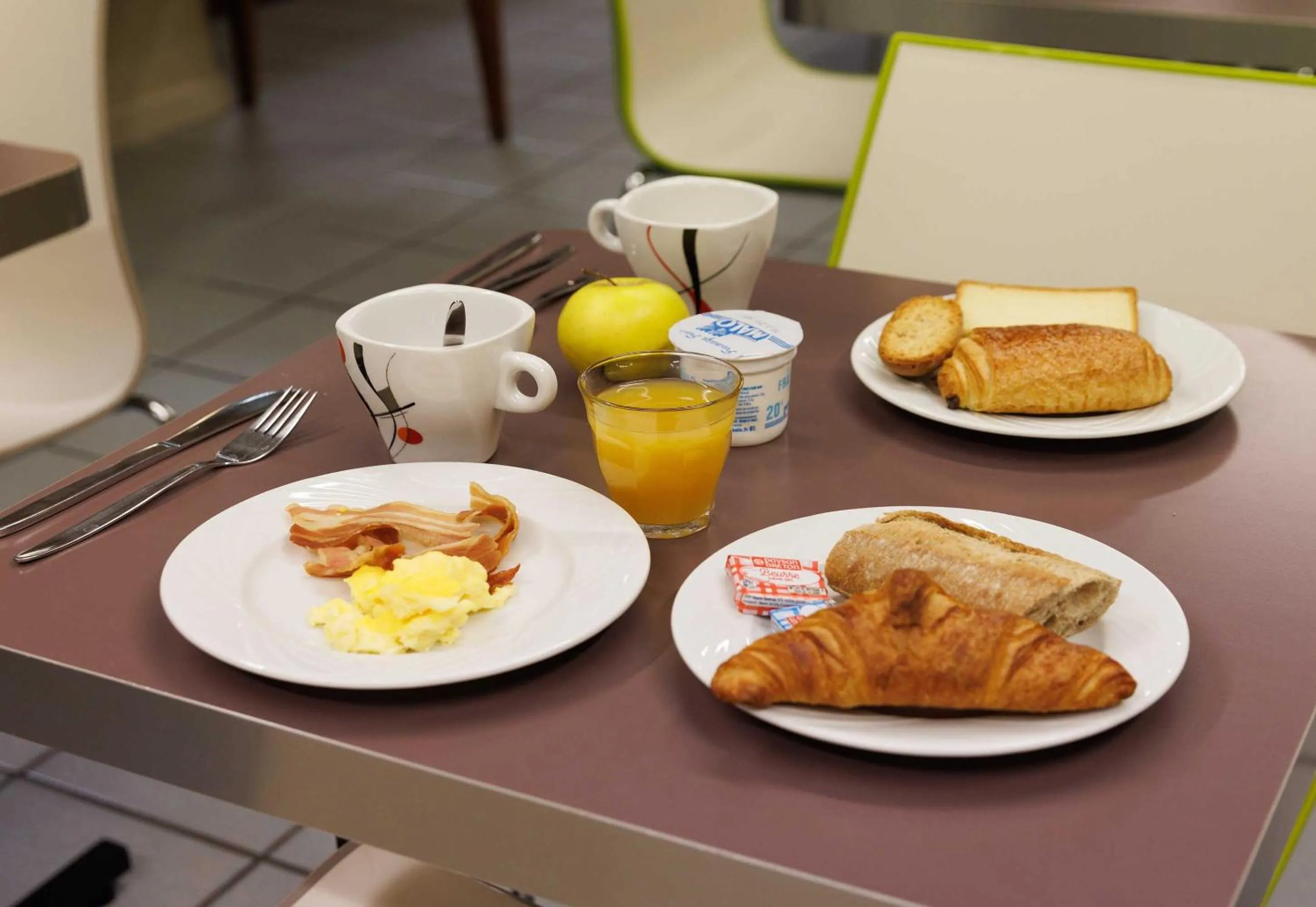 Breakfast in B&B HOTEL Aurillac Le Lioran