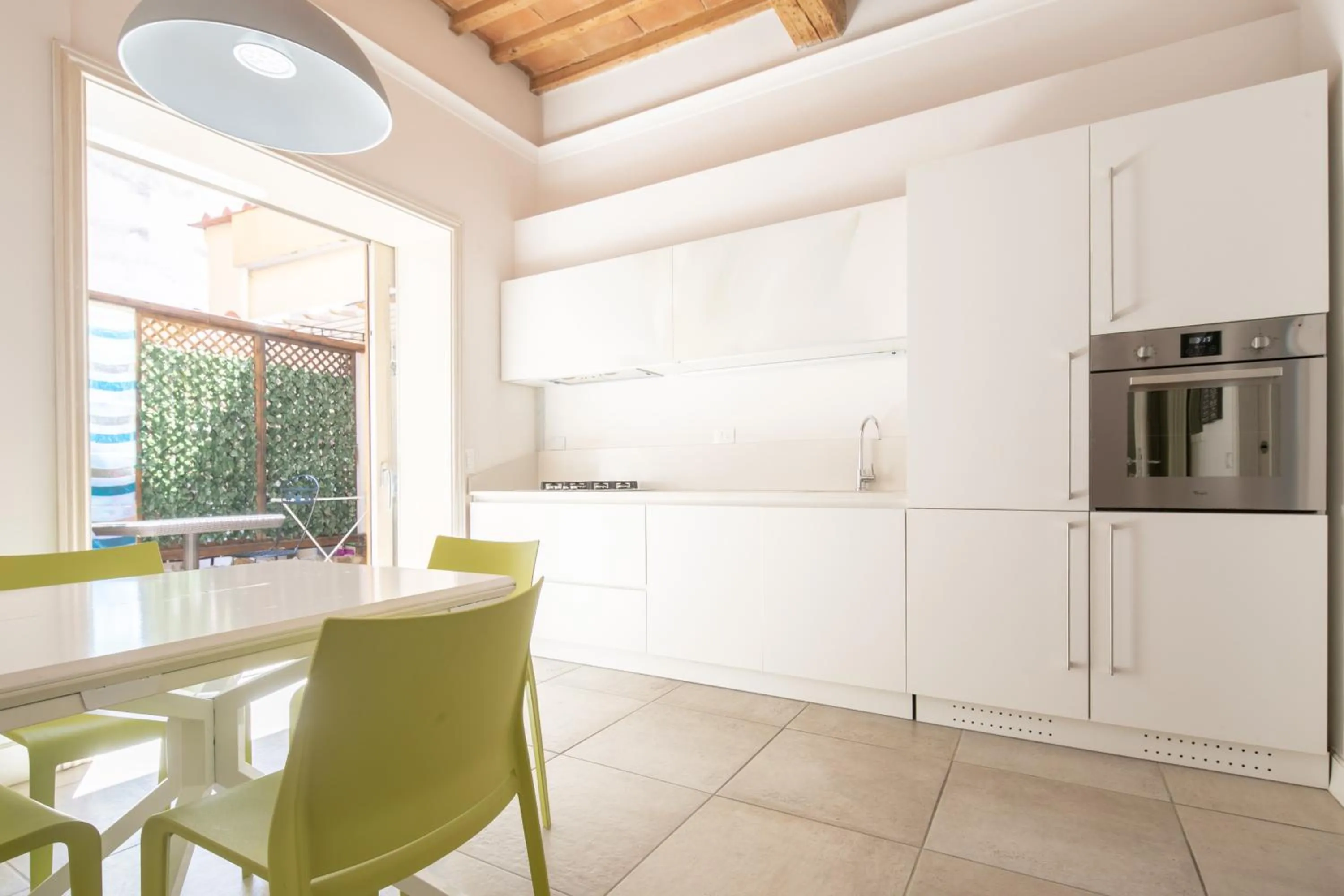 Kitchen or kitchenette in Giglio Apartments by Mmega