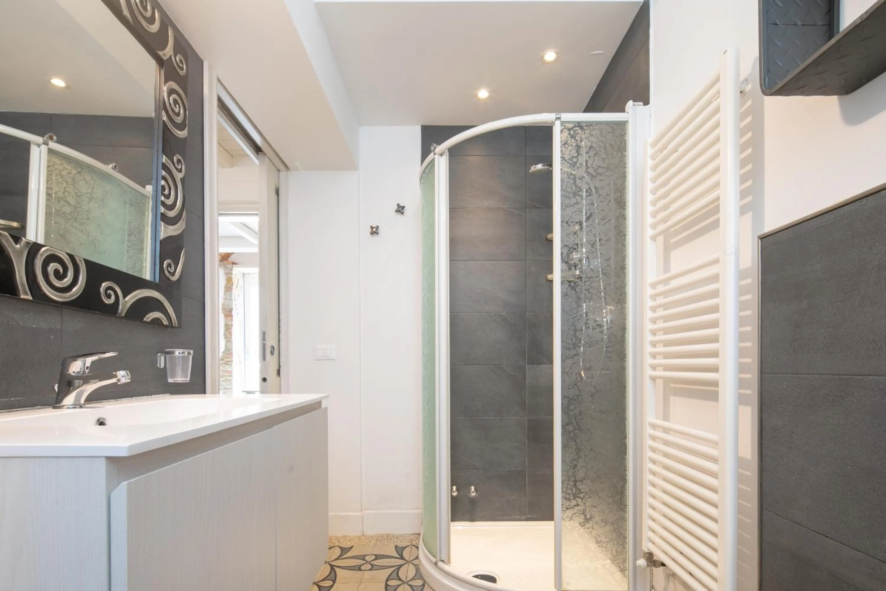 Shower in Giglio Apartments by Mmega