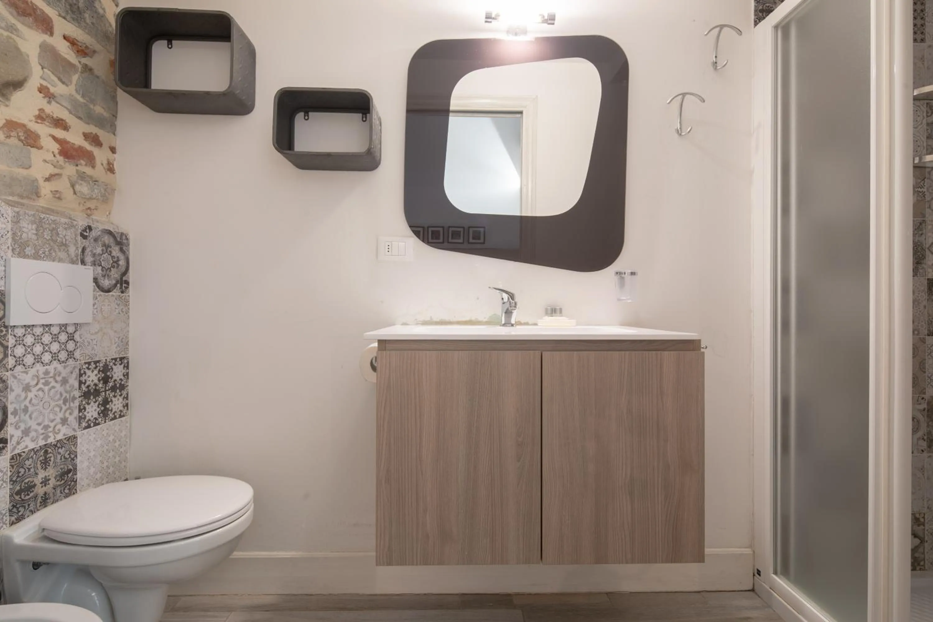 Shower in Giglio Apartments by Mmega