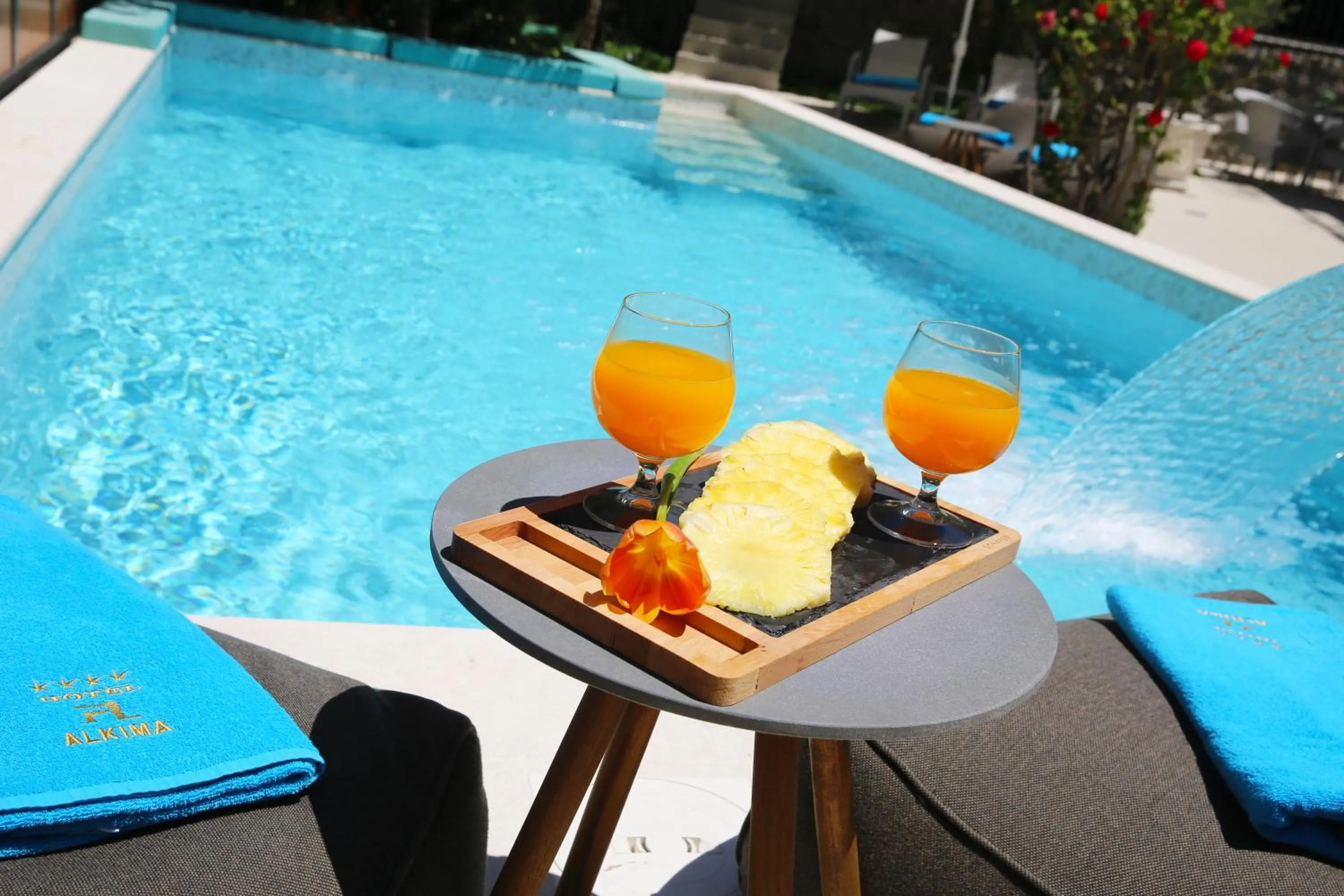 Swimming pool in Hotel Alkima