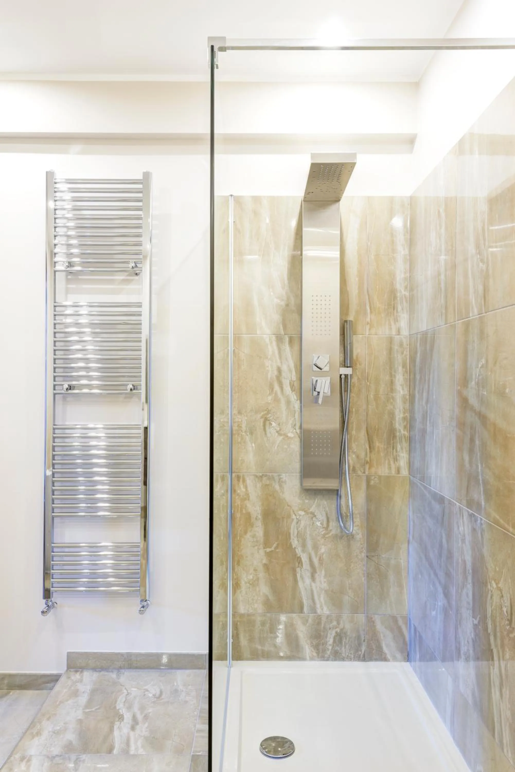 Shower in RHS Rienzo Suites