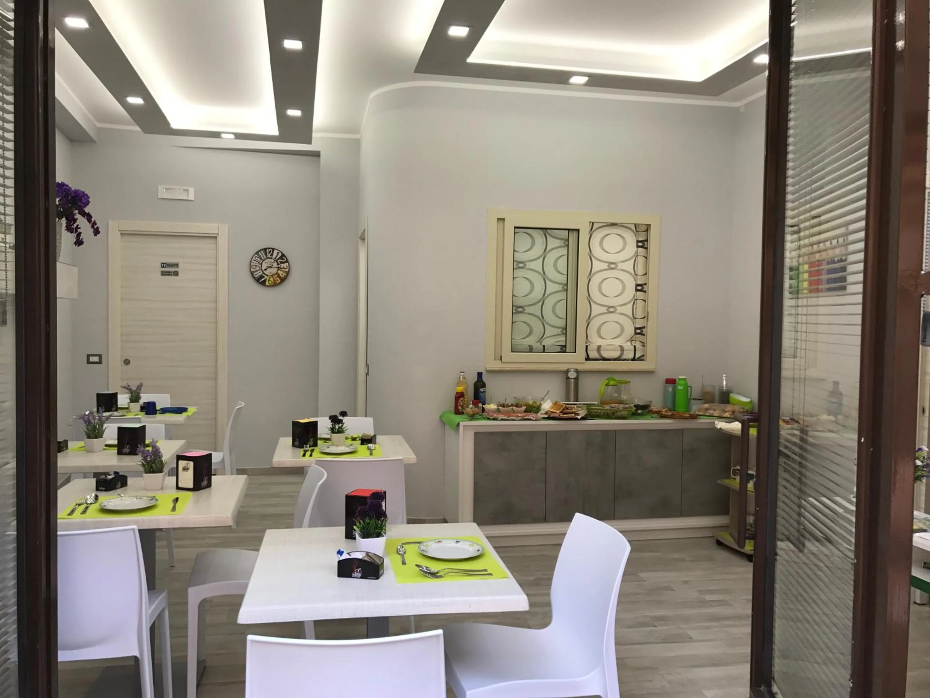 Breakfast in B&B La Piazzetta