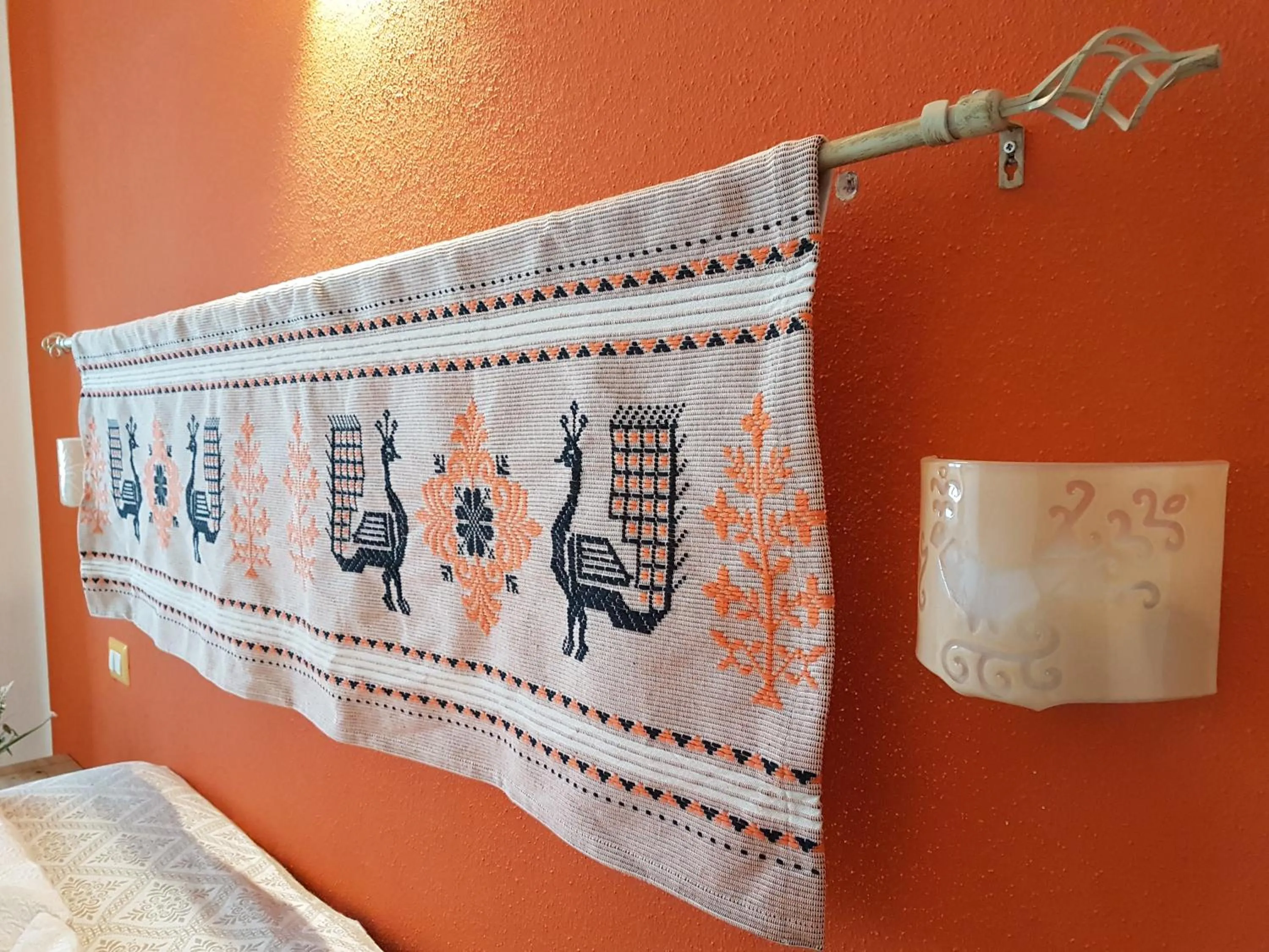 Decorative detail in Il Piccolo Giardino rooms & breakfast