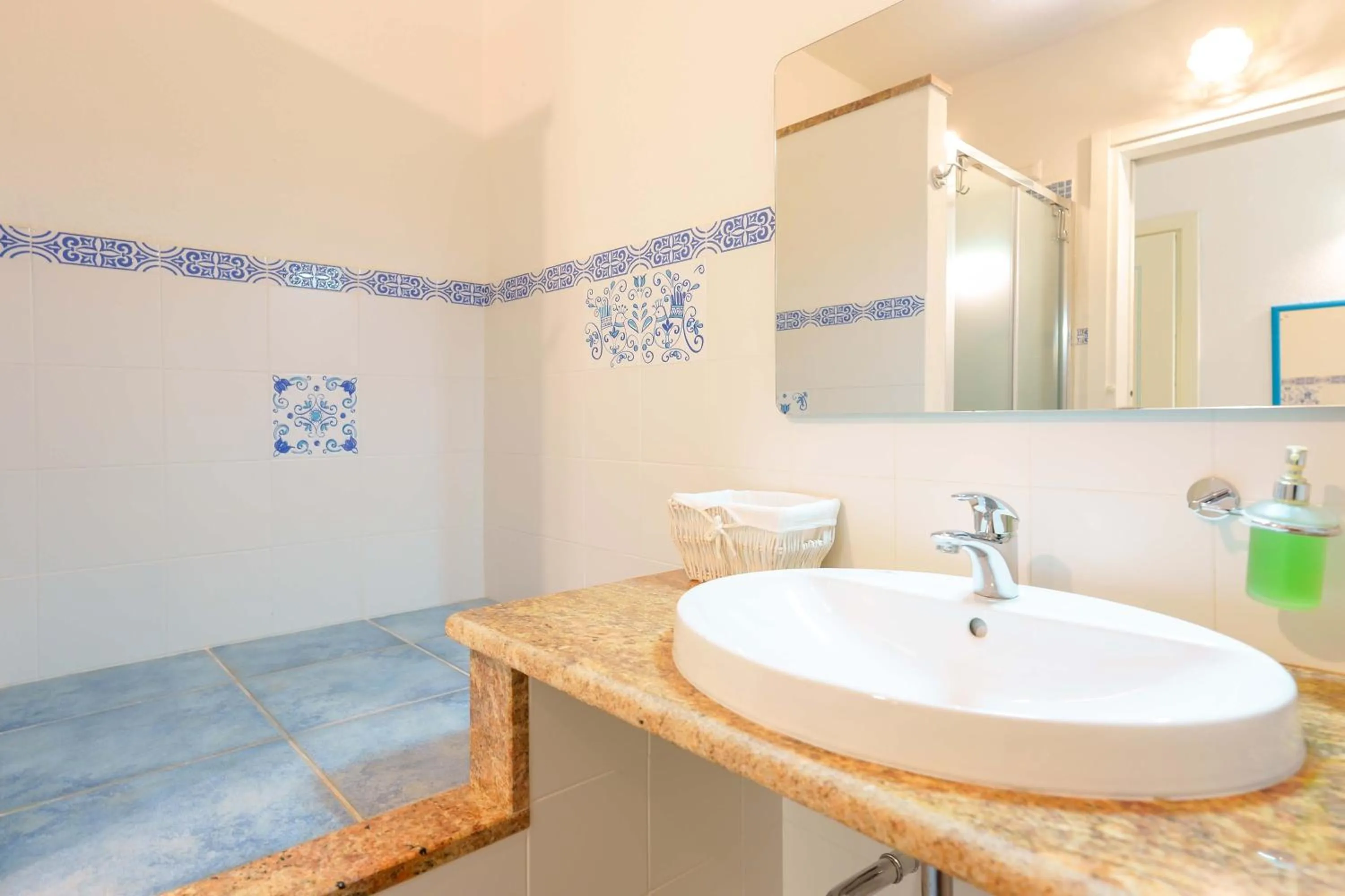 Bathroom in Il Piccolo Giardino rooms & breakfast