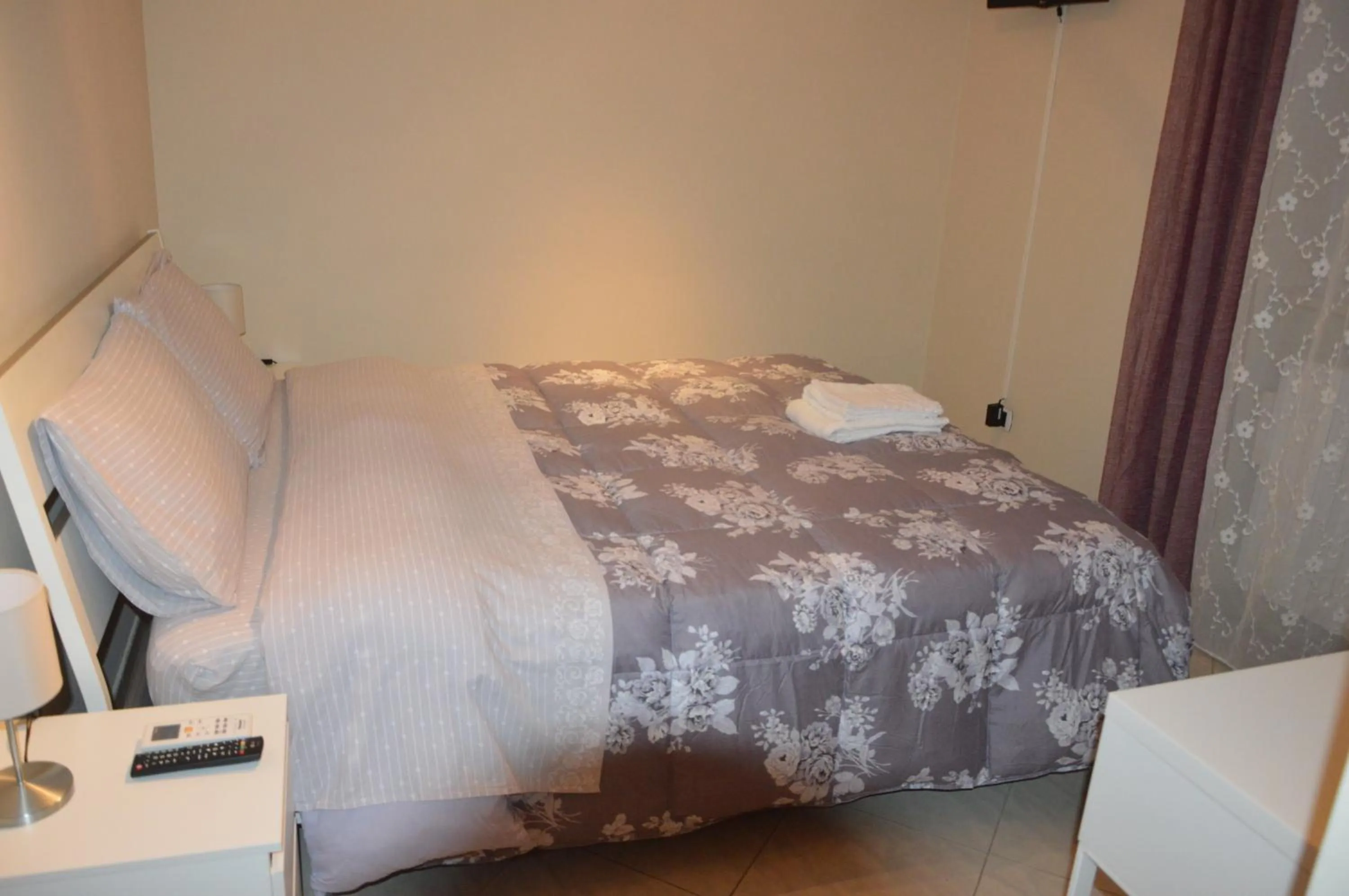 Photo of the whole room, Bed in B&B La Colomba