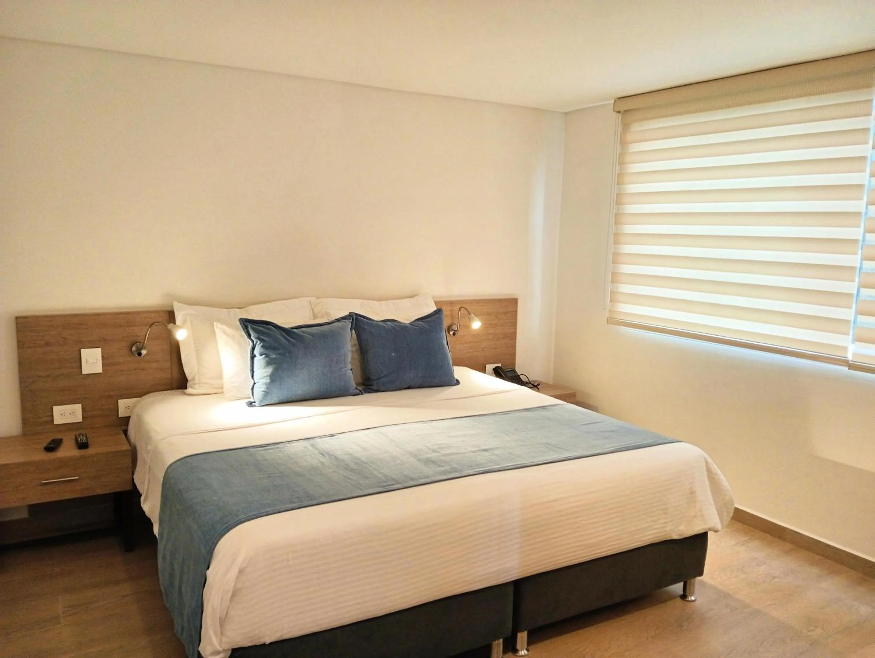 Photo of the whole room, Bed in Hotel Lomas 10 Medellin