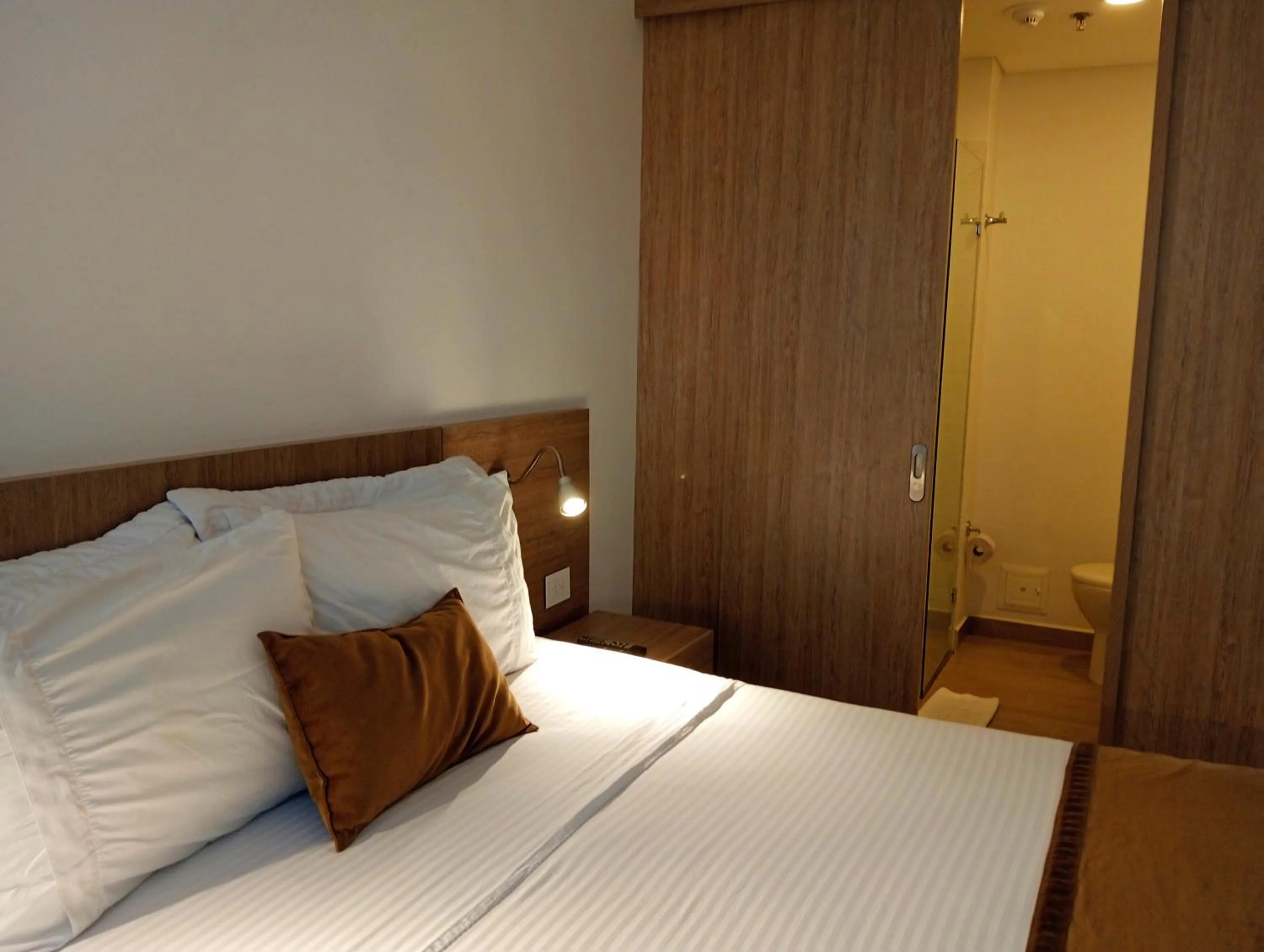 Bed in Hotel Lomas 10 Medellin